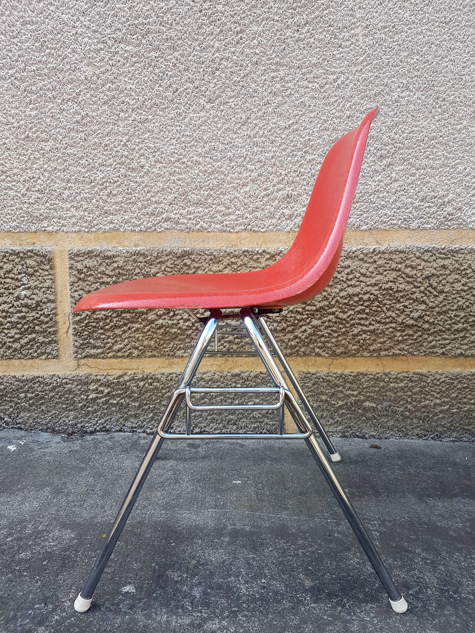 Chaise DSS orange par Charles et Ray Eames pour Herman Miller années 60