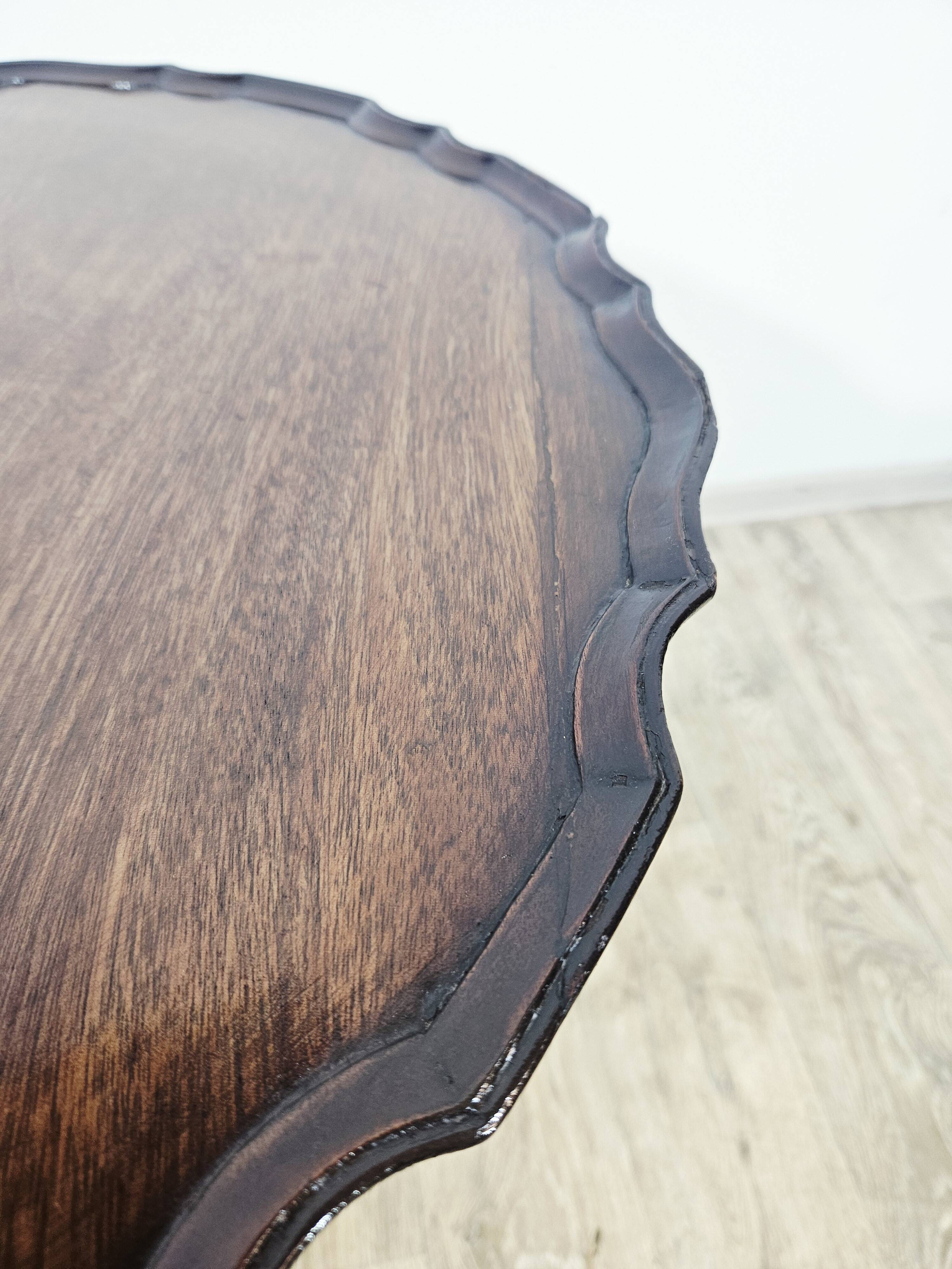 Table victorienne en acajou unique – première moitié du 19e siècle
