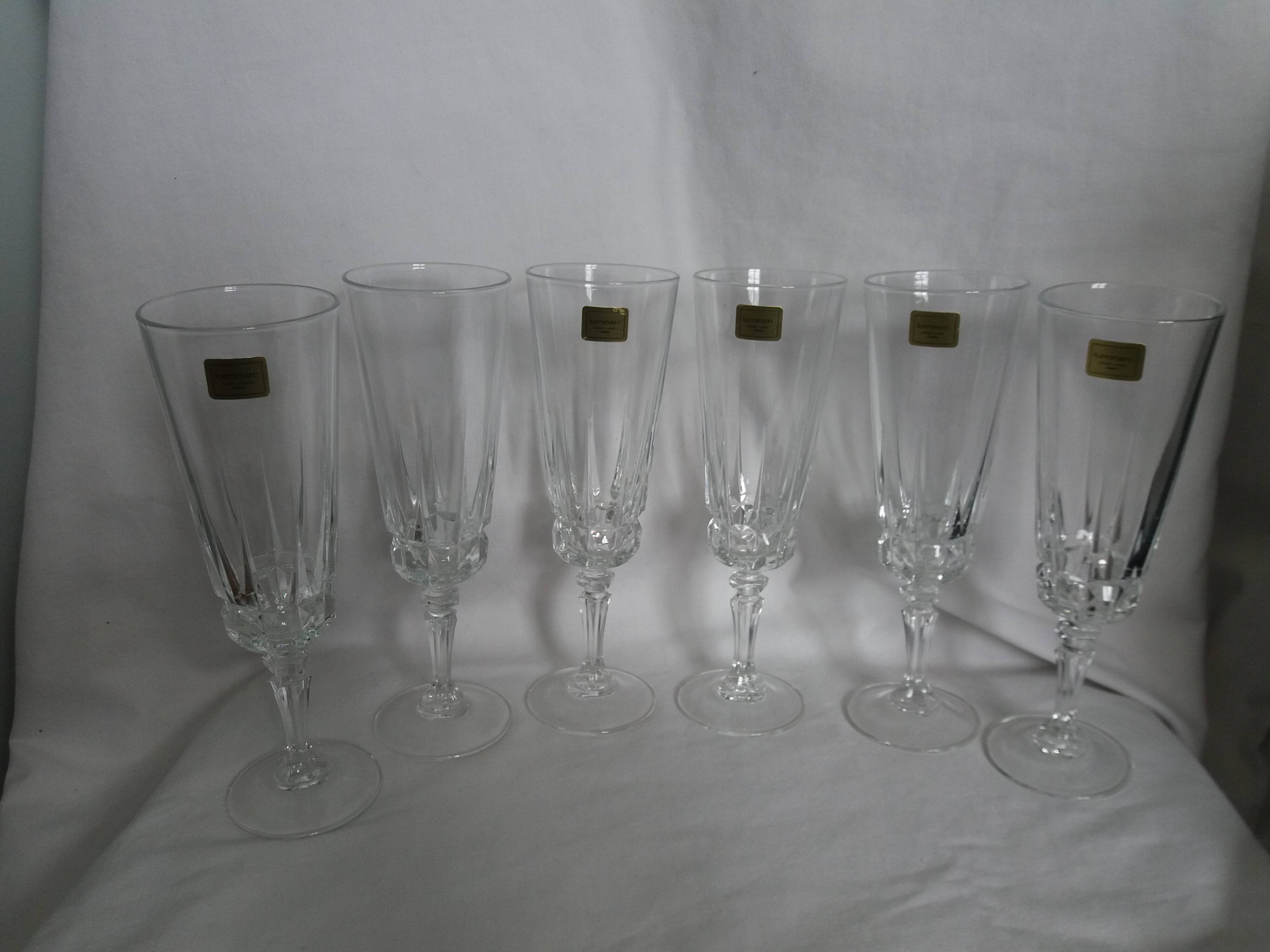 Set of 6 Luminarc champagne flutes from Arques glassworks