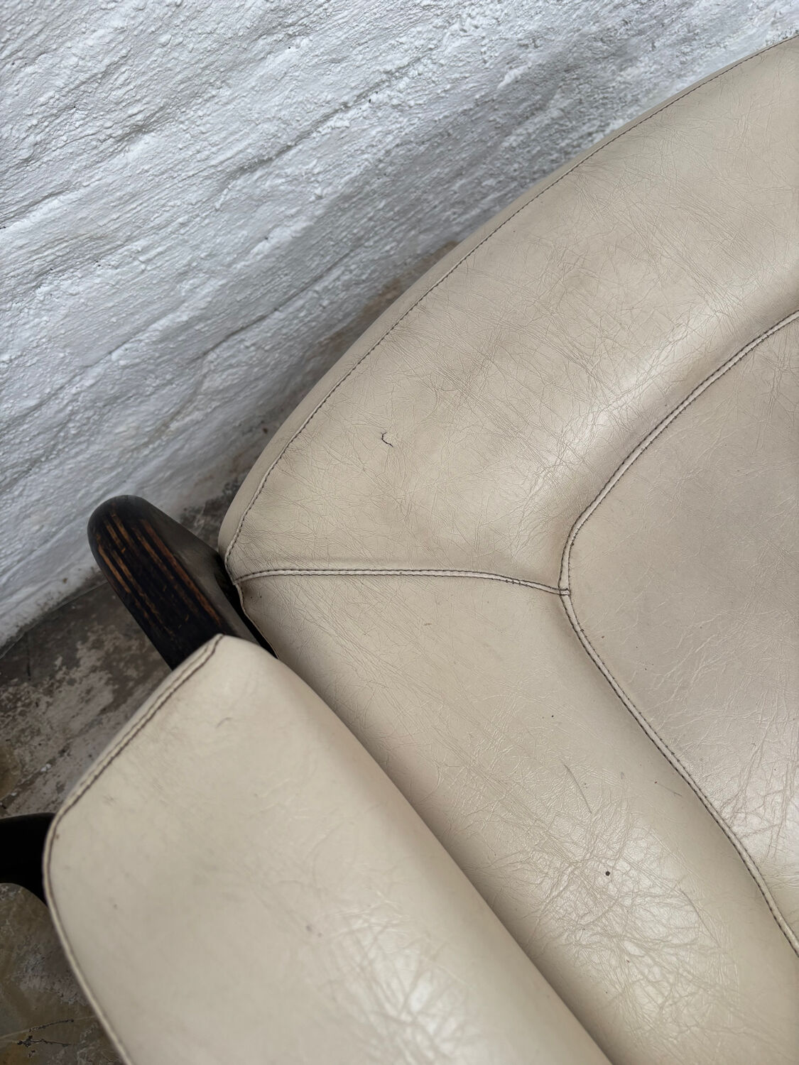 Set of two Baumann sled lounge chairs.