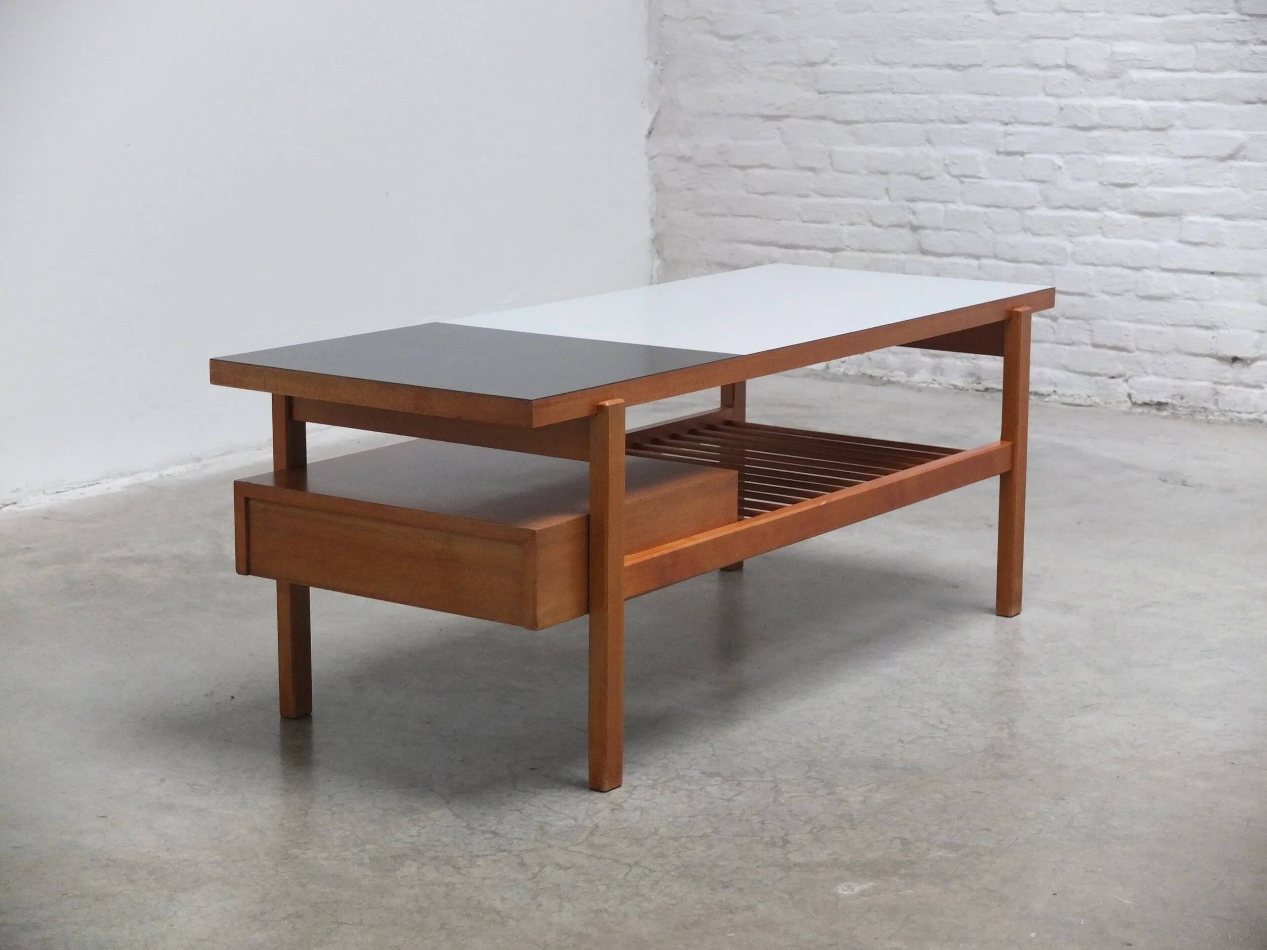 Table basse double face rare par Jos De Mey pour Van Den Berghe-Pauvers, années 1960.