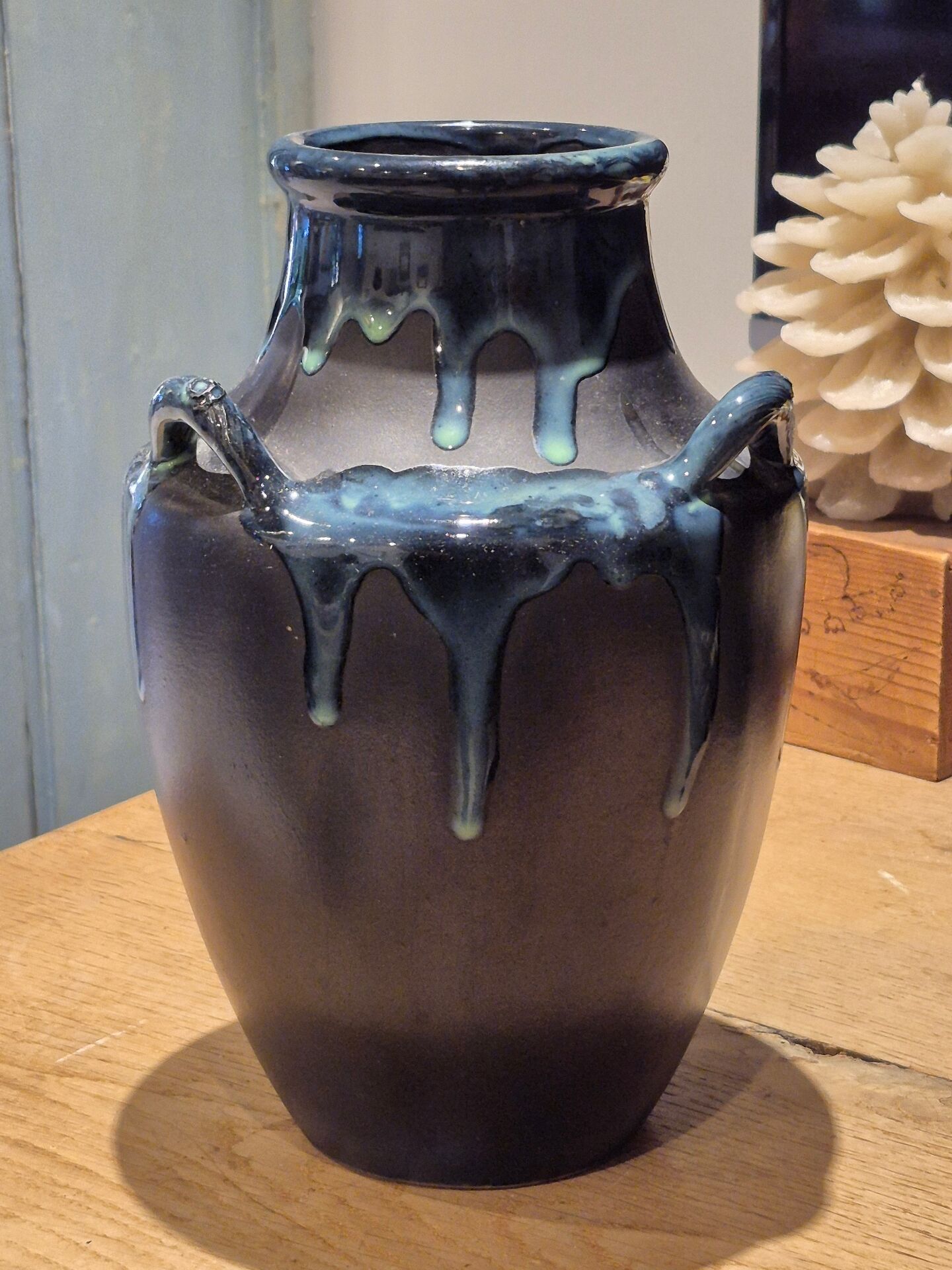 Blue glazed stoneware vase with drips – signed – 25 cm