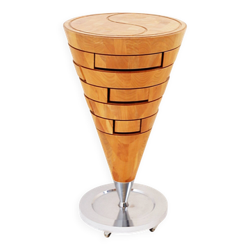 Cone-shaped kitchen unit with drawers
