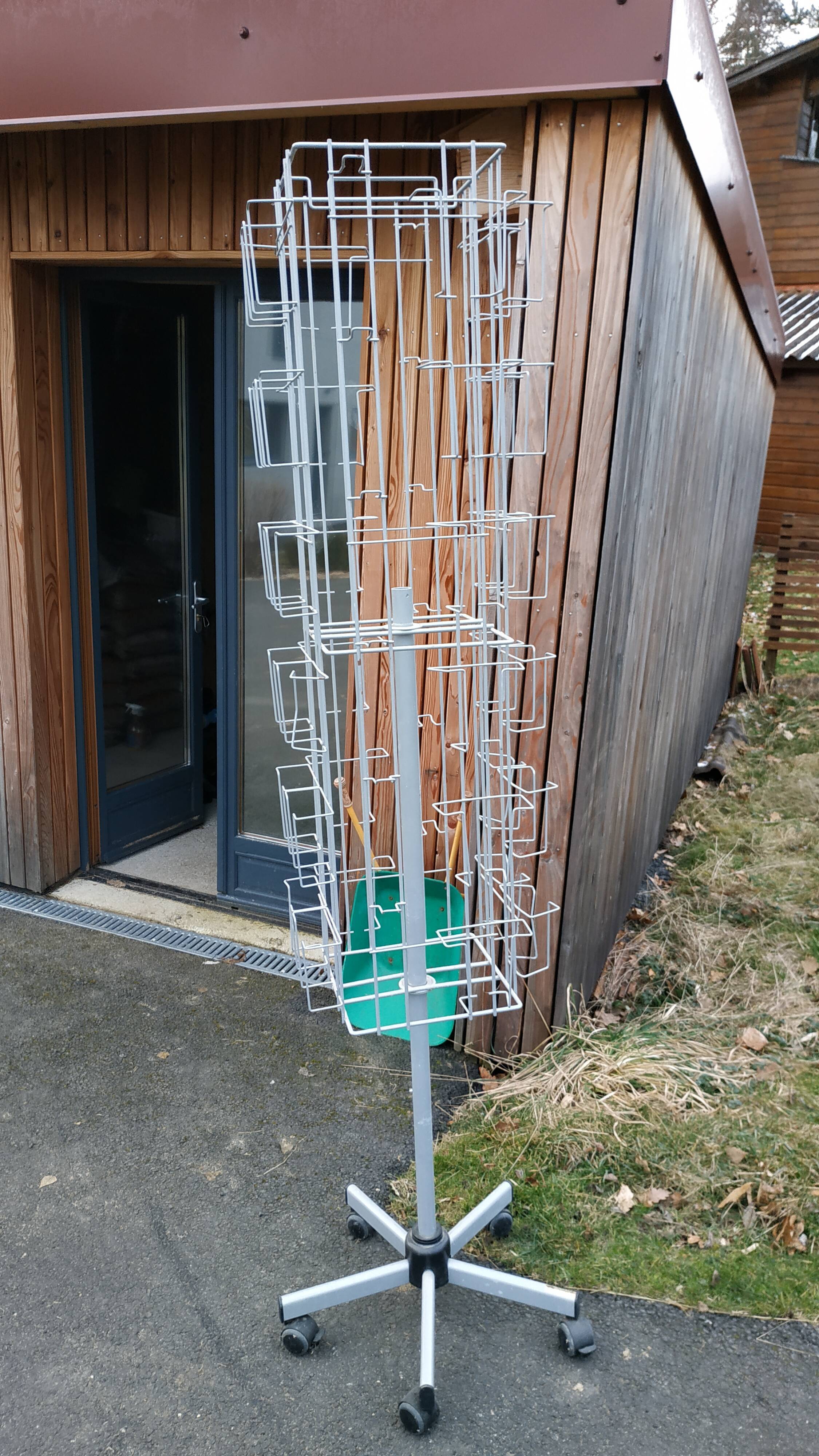 Card holder on wheels