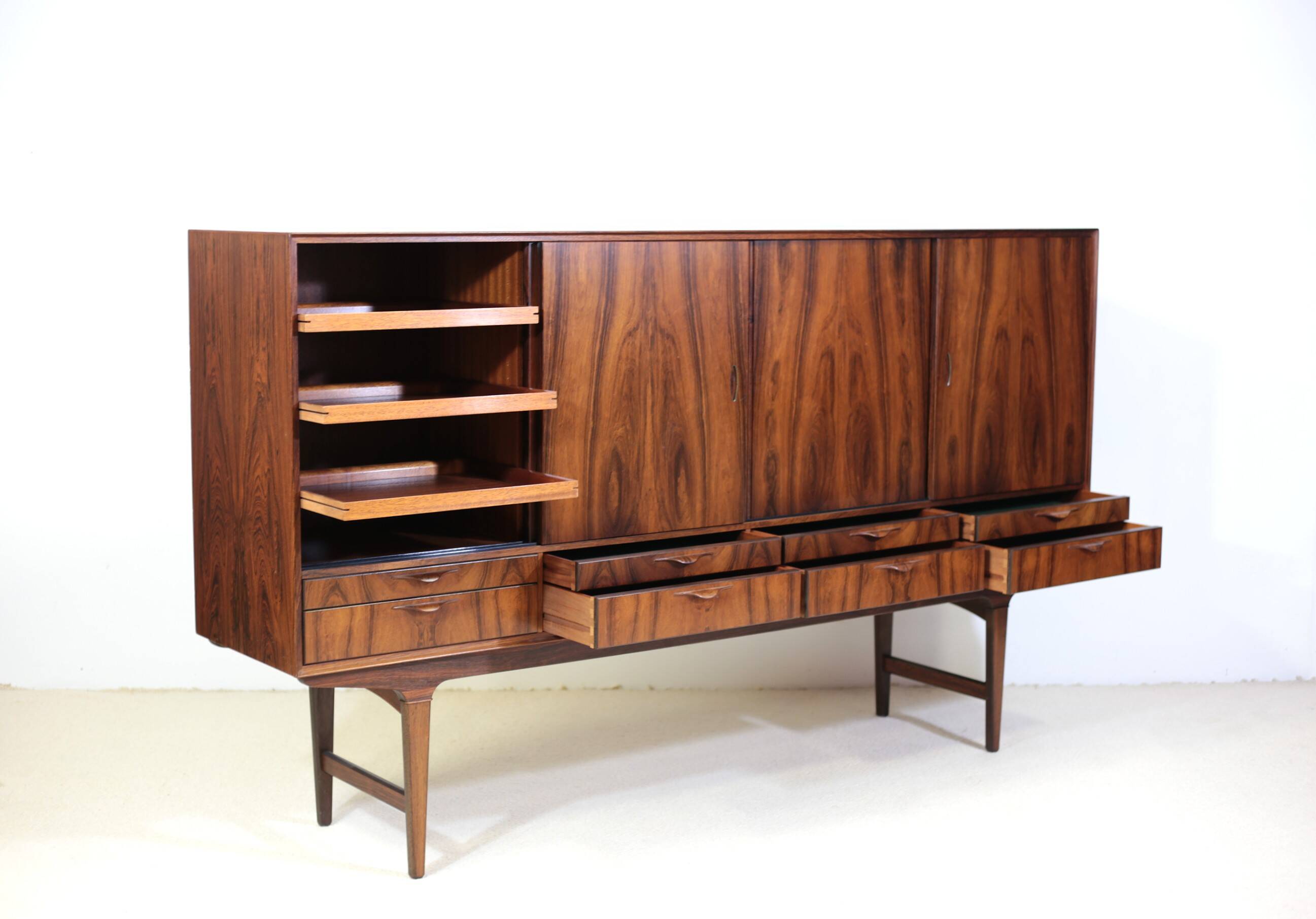 High enfilade in rosewood