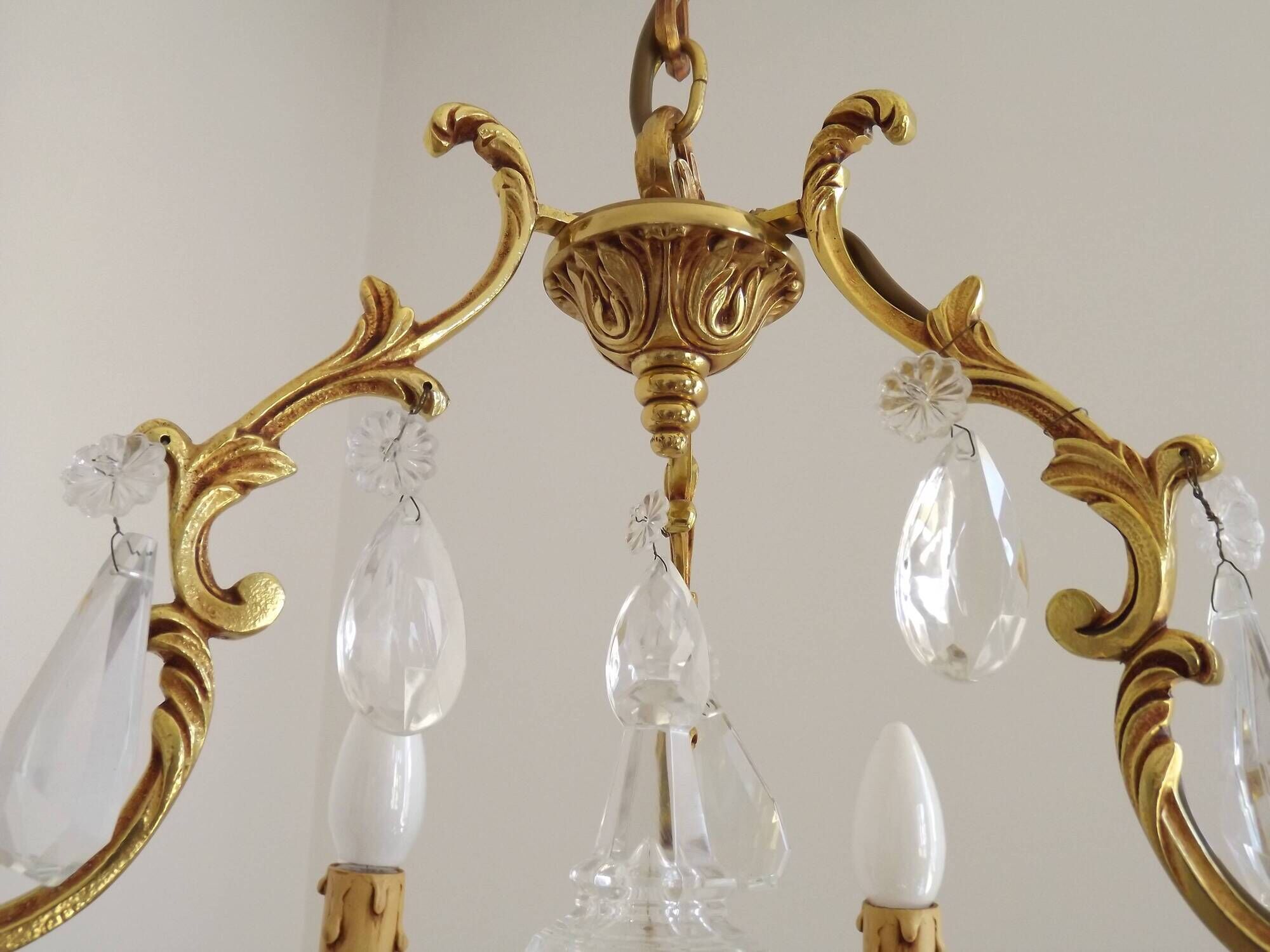 Mid Century Louis XV style cage chandelier - 6 arms - Brass and Crystal