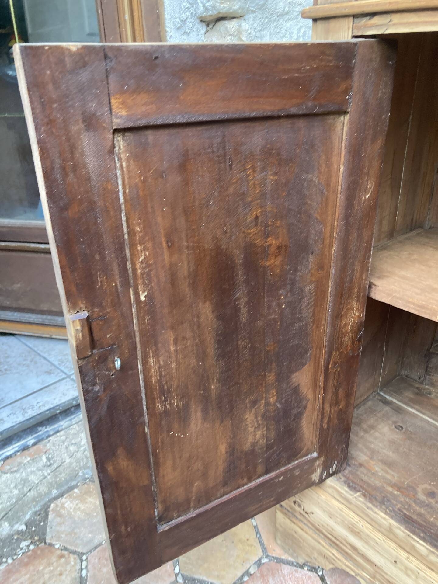 Old buffet