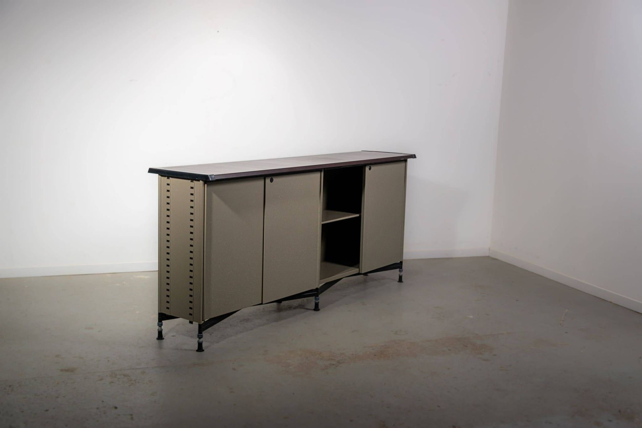 Spazio series sideboard by Studio BBPR for Olivetti, circa 1960