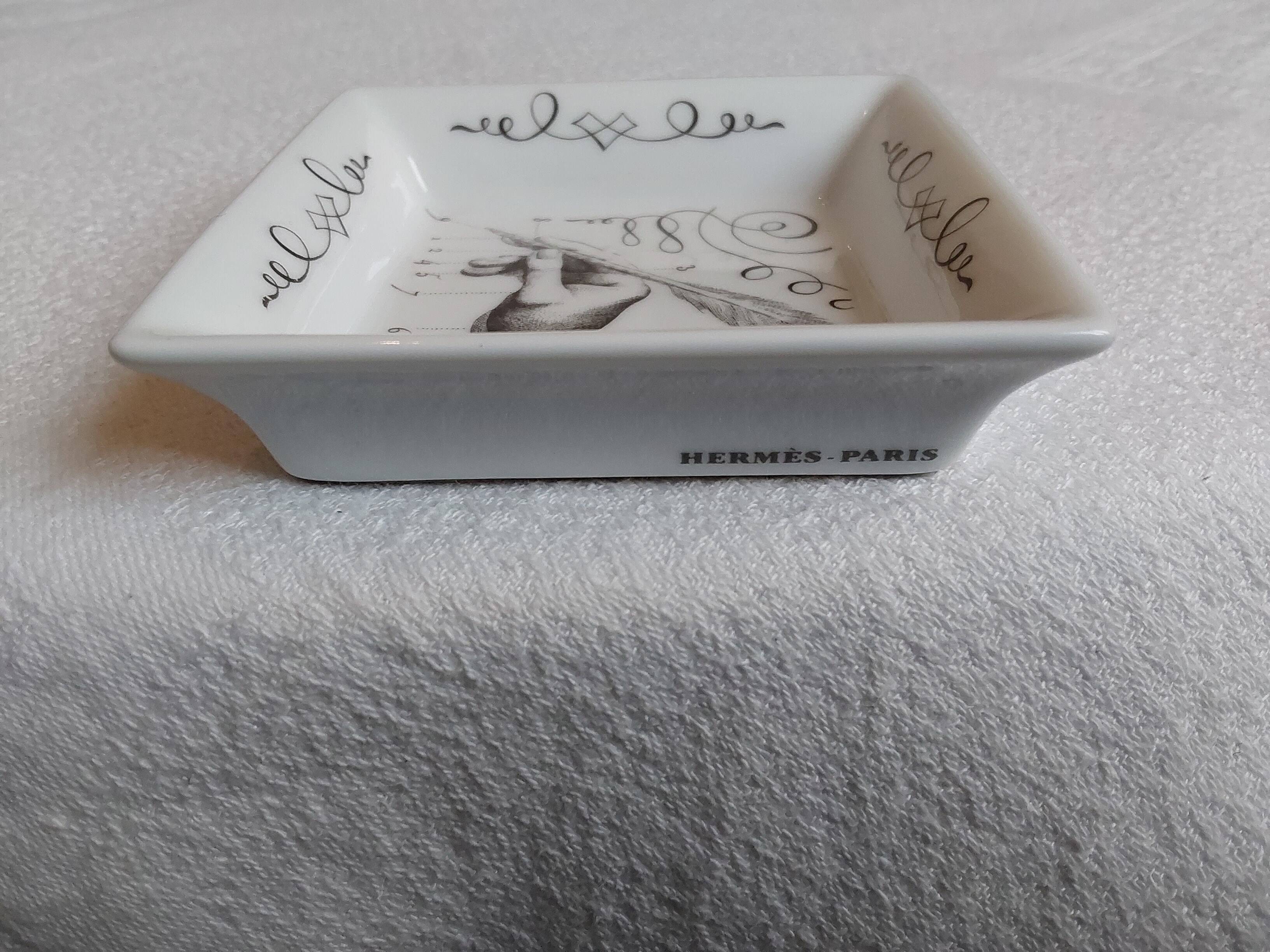 Mini Hermès pocket emptier