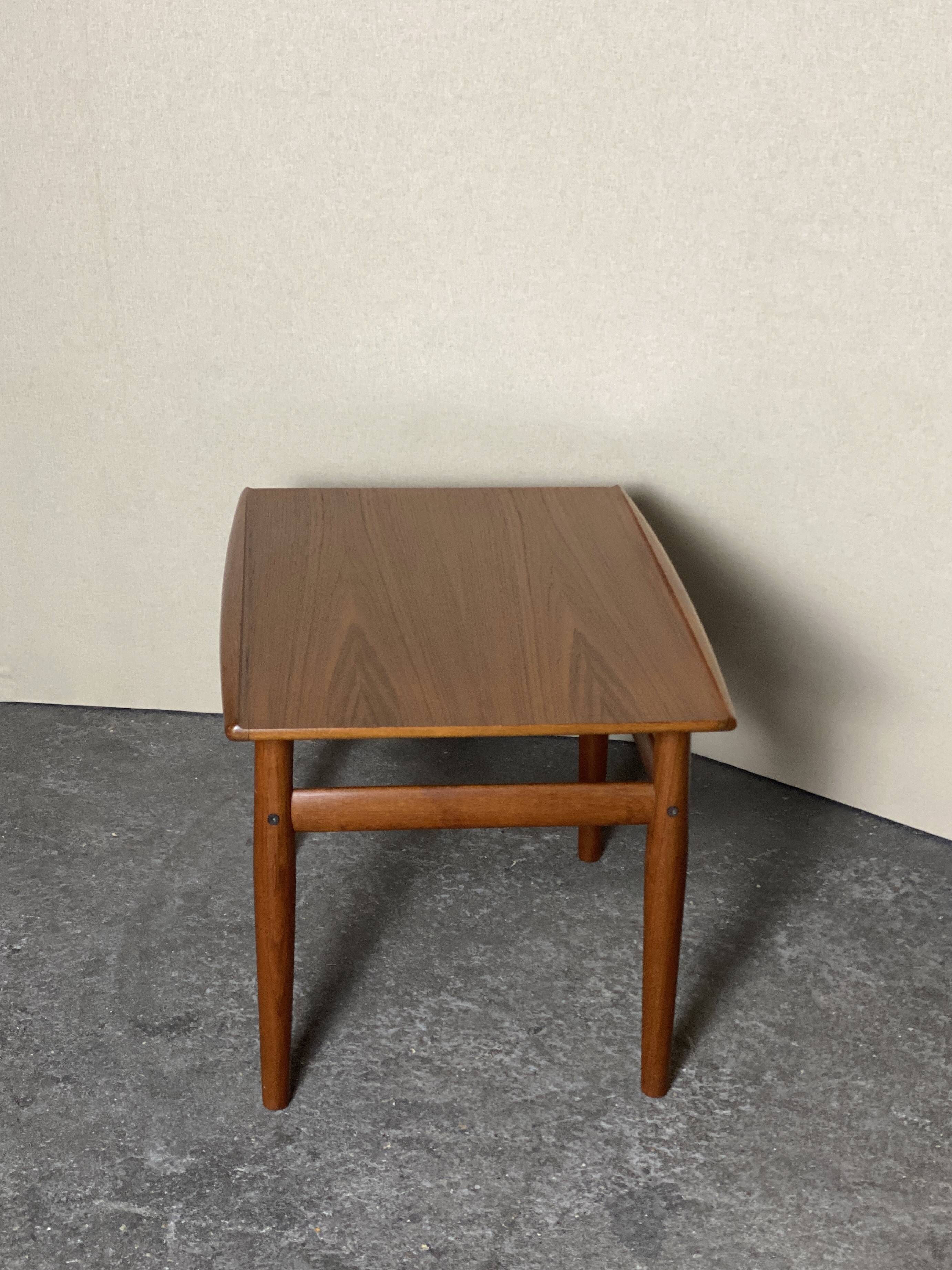 Danish teak coffee table by Grete Jalk, Møbelfabrik, 1960. Rare model
