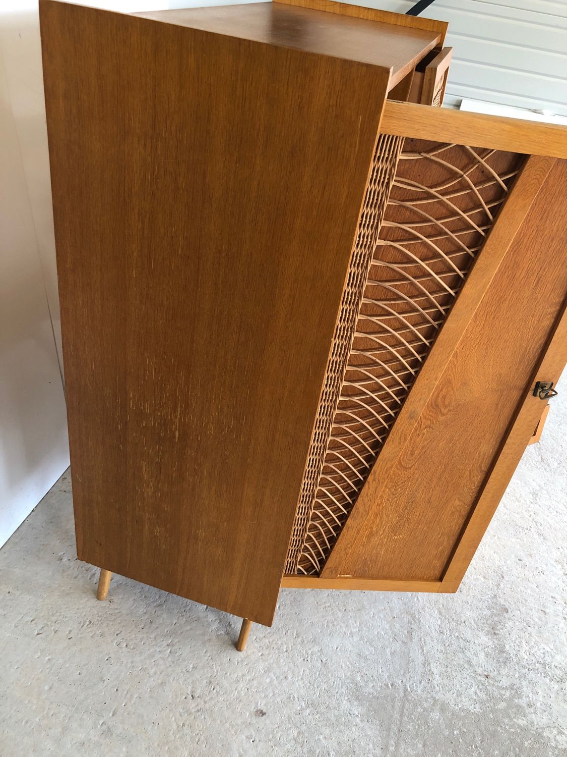 Wardrobe cabinet and drawers in oak and rattan feet compass Vintage year 60