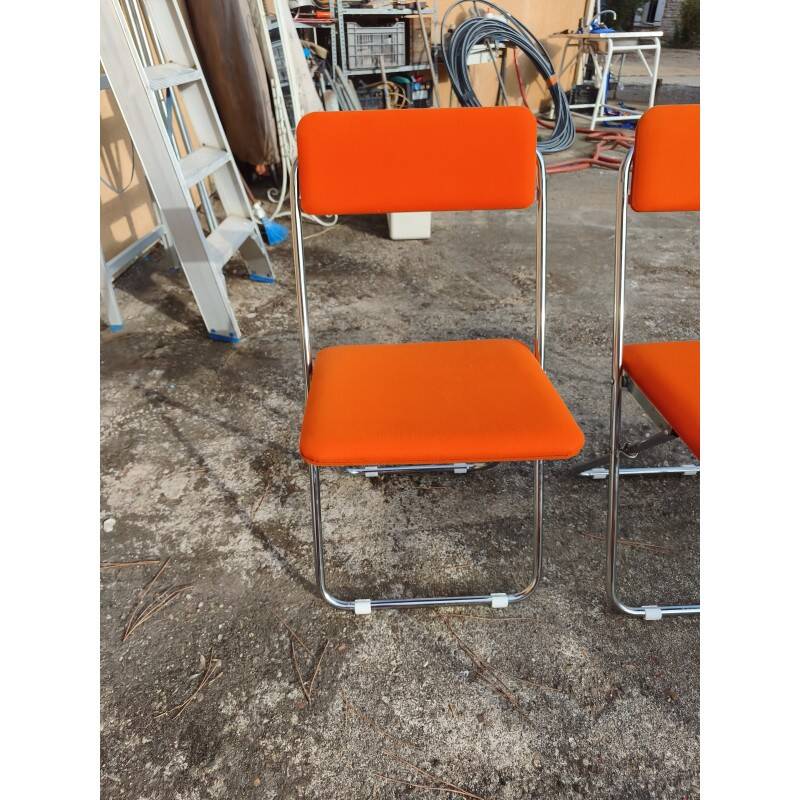 3 folding chairs: Framar