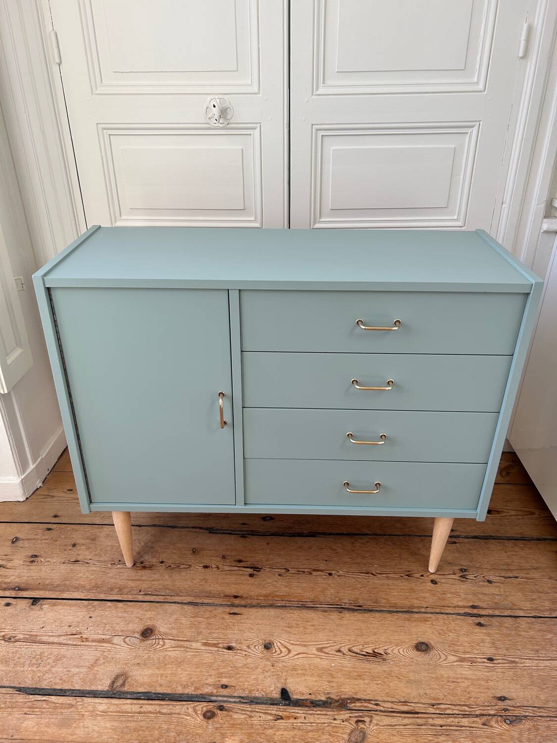 Vintage sideboard revisited in Almond Sarah Lavoine collection (Resources)
