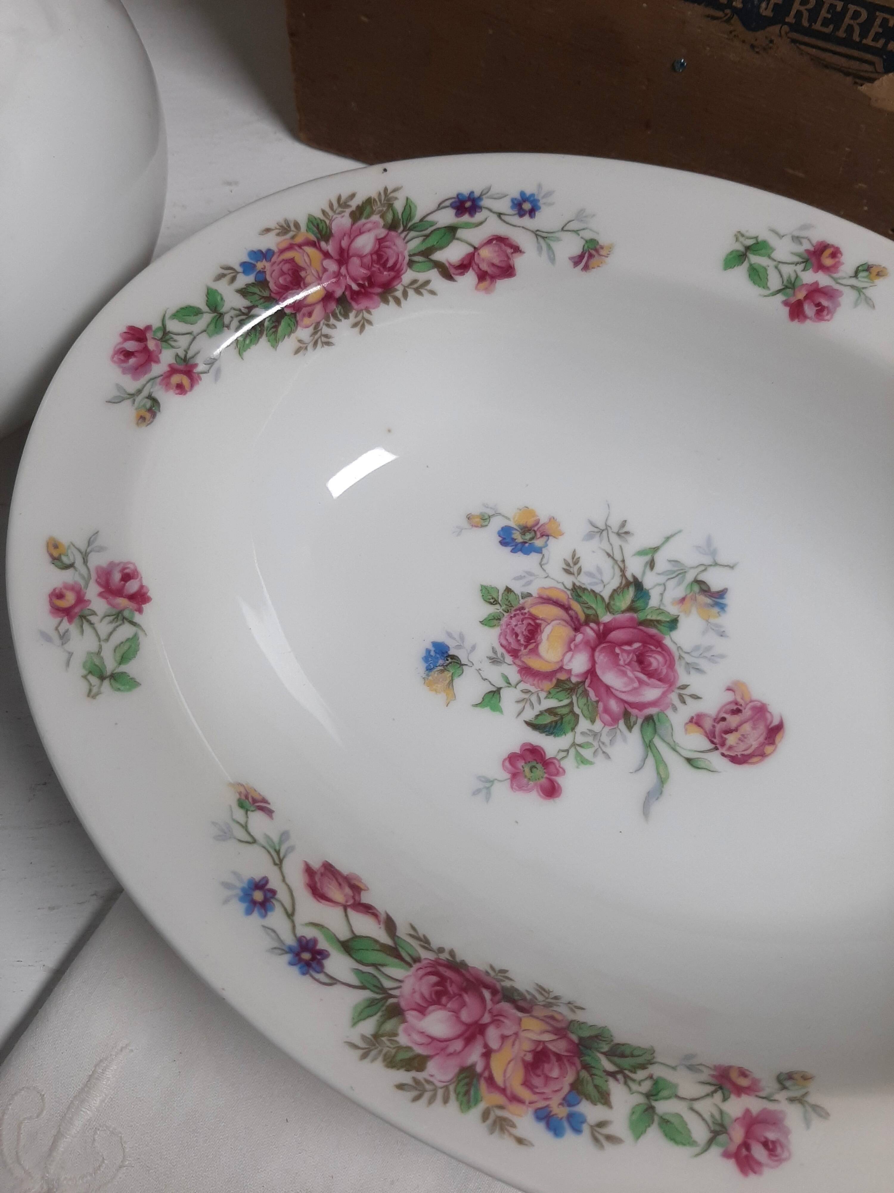 Shallow plate Théodore Haviland Limoges early 19th century