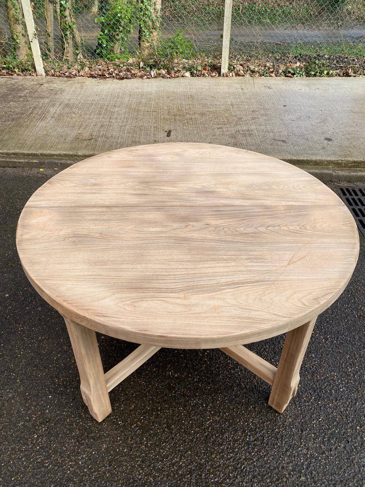Table à manger de ferme ronde et extensible rénovée en chêne brut 160cm