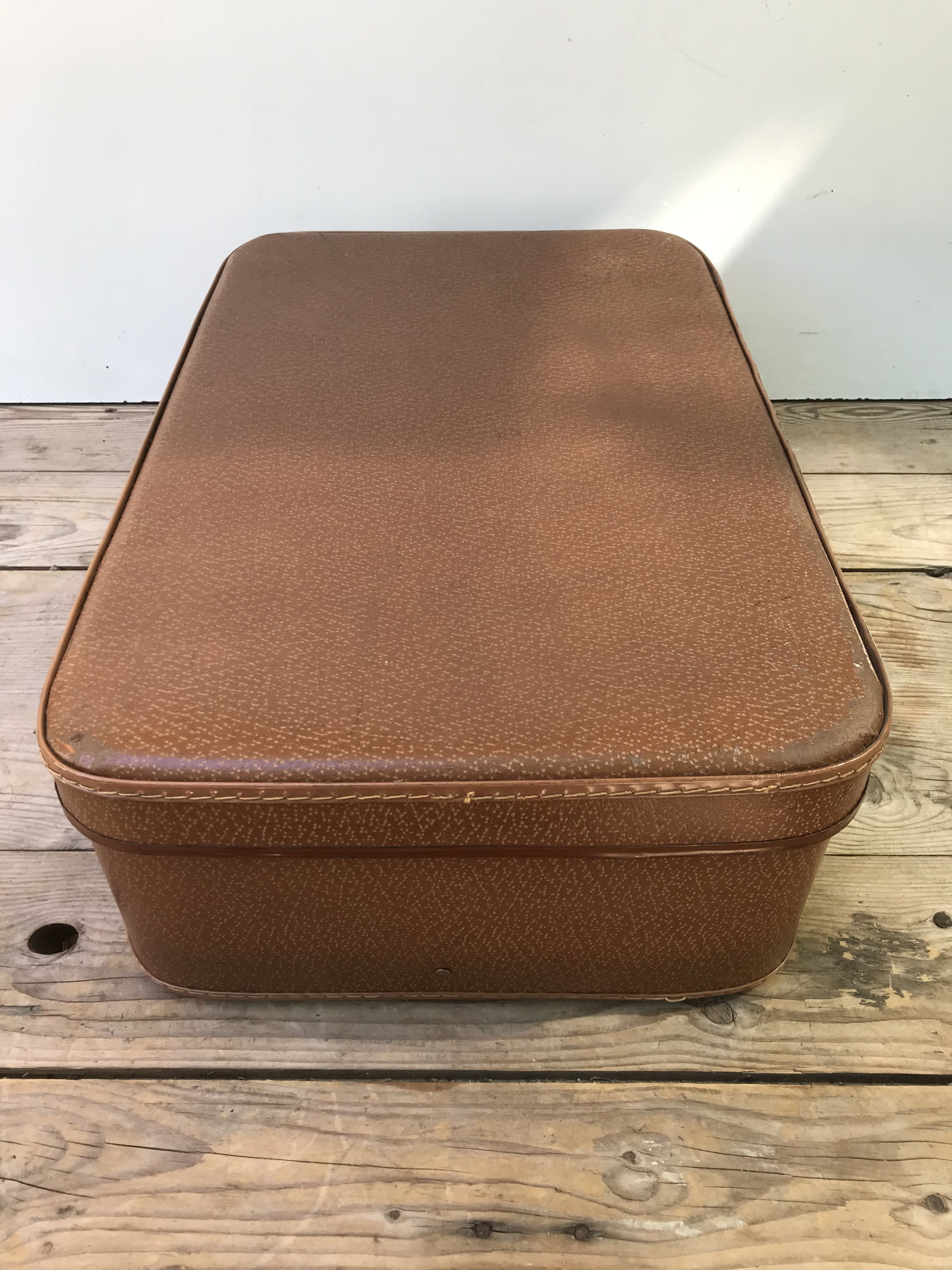 Old suitcase 70s vintage