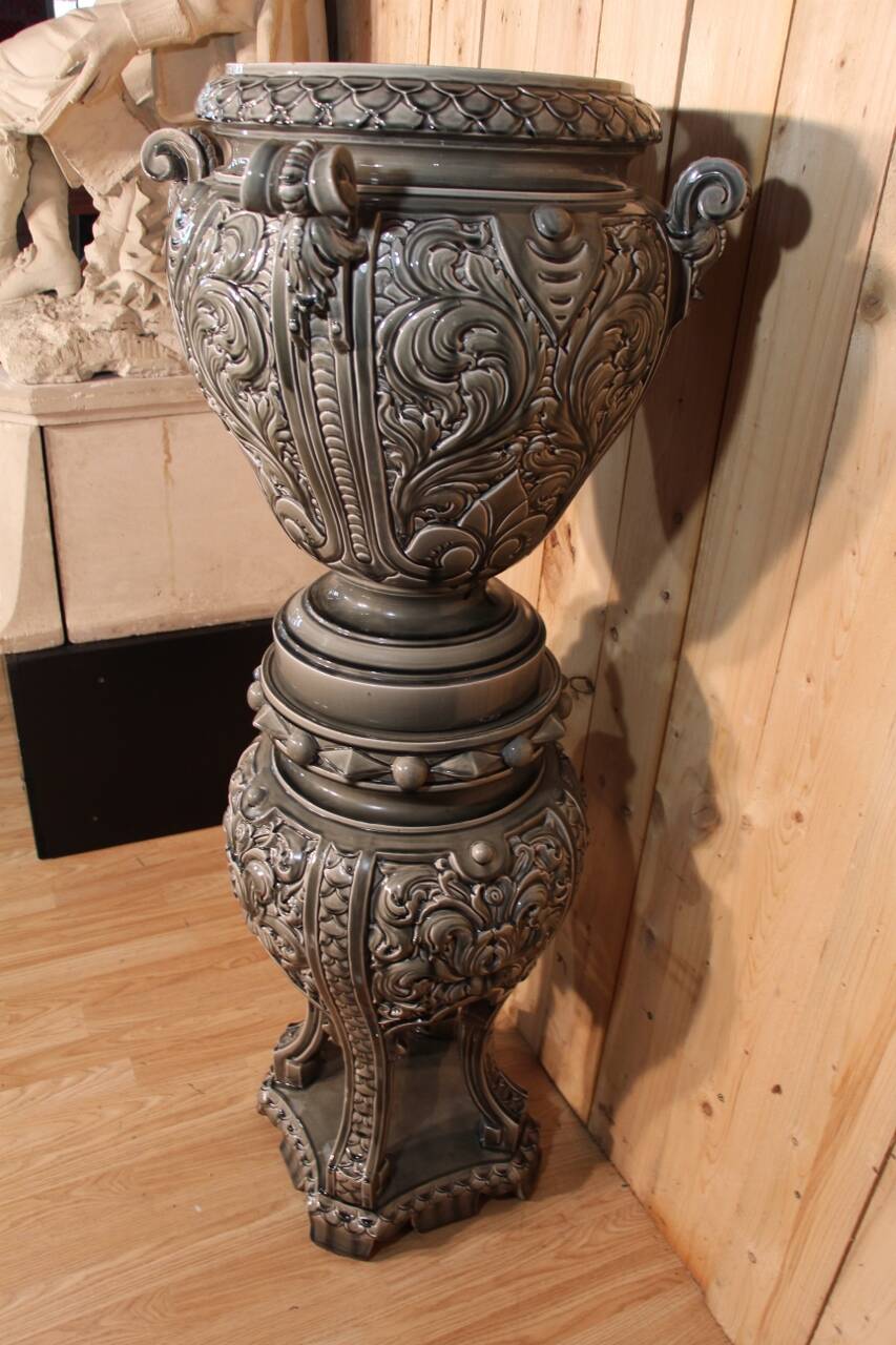 cache-pot and its column in faience attributed to Massier