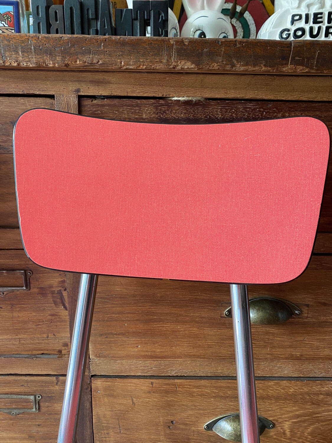 Set of 4 vintage red Formica chairs