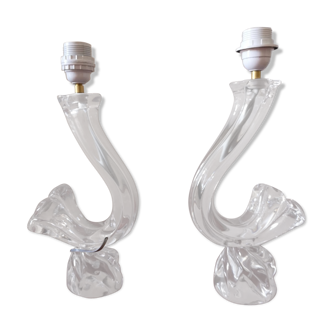 Deux pieds de lampe formant pendants en cristal Daum, vers 1960