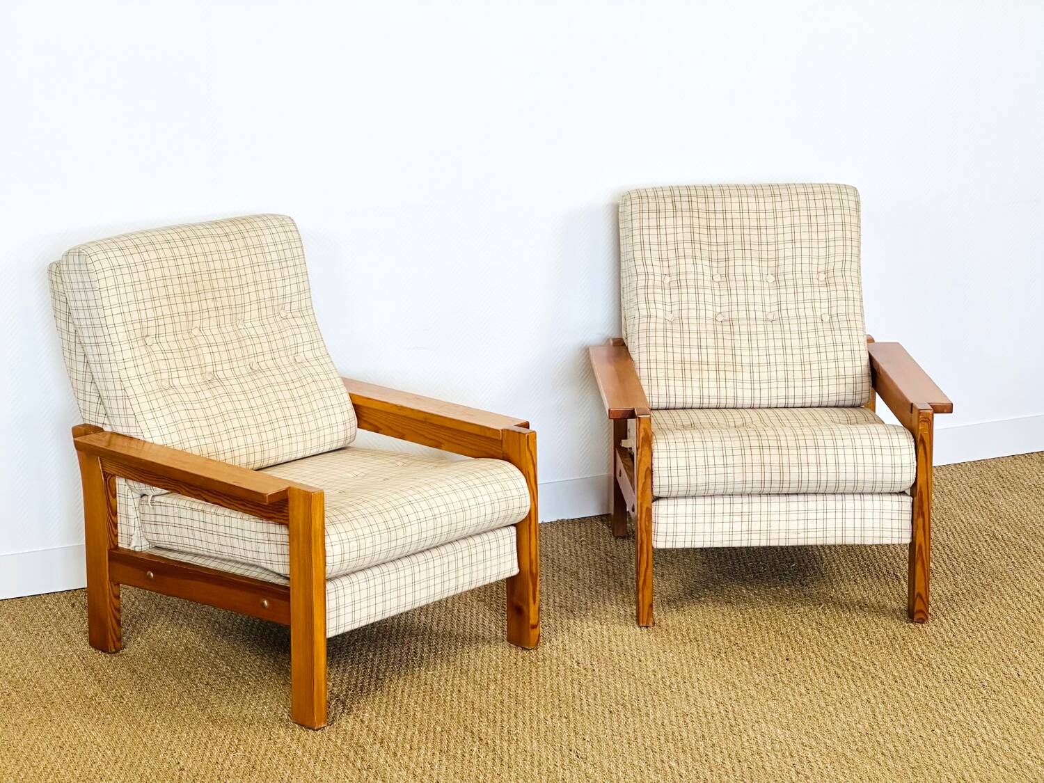 Pair of vintage 1960s armchairs
