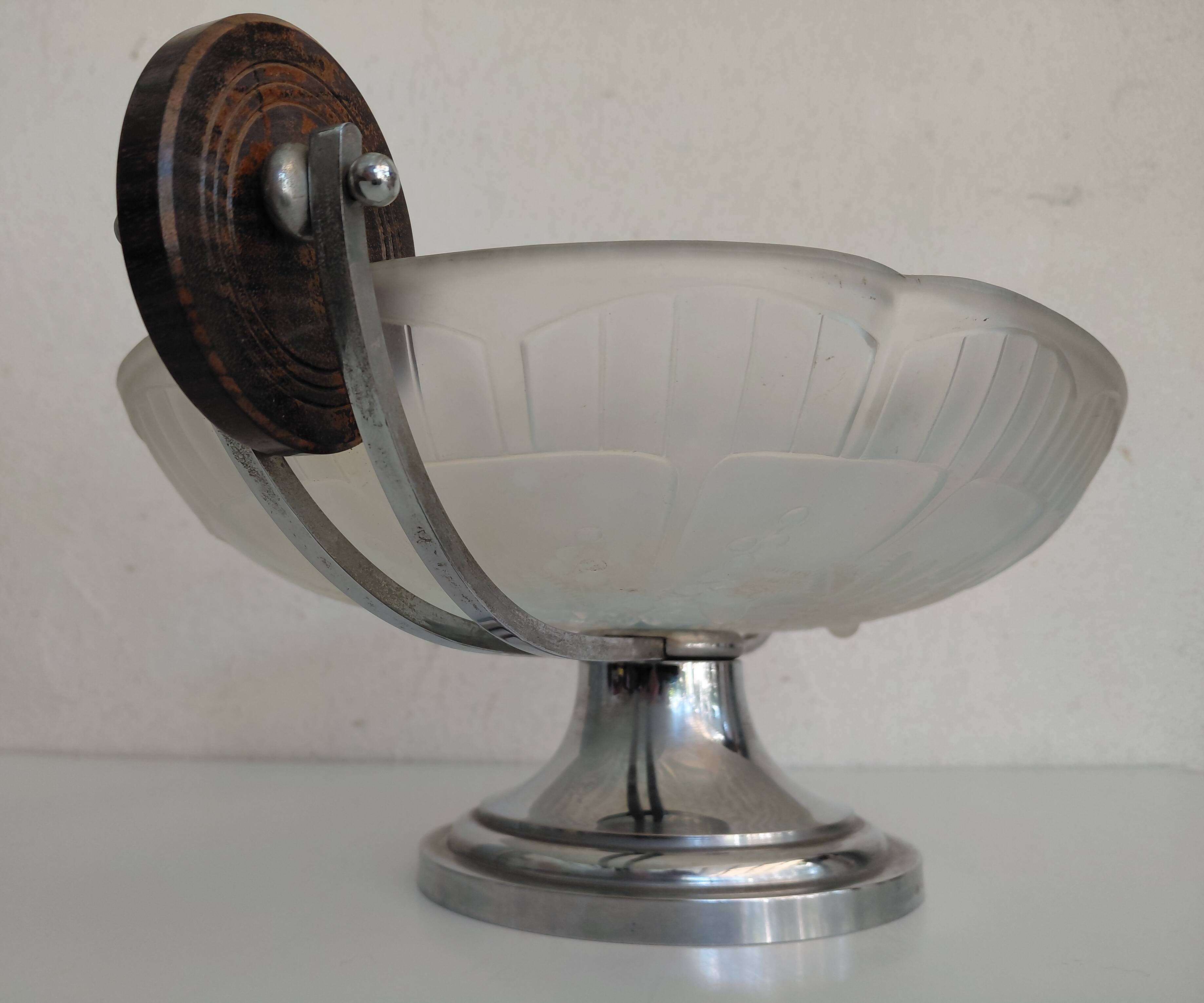 Art Deco centrepiece