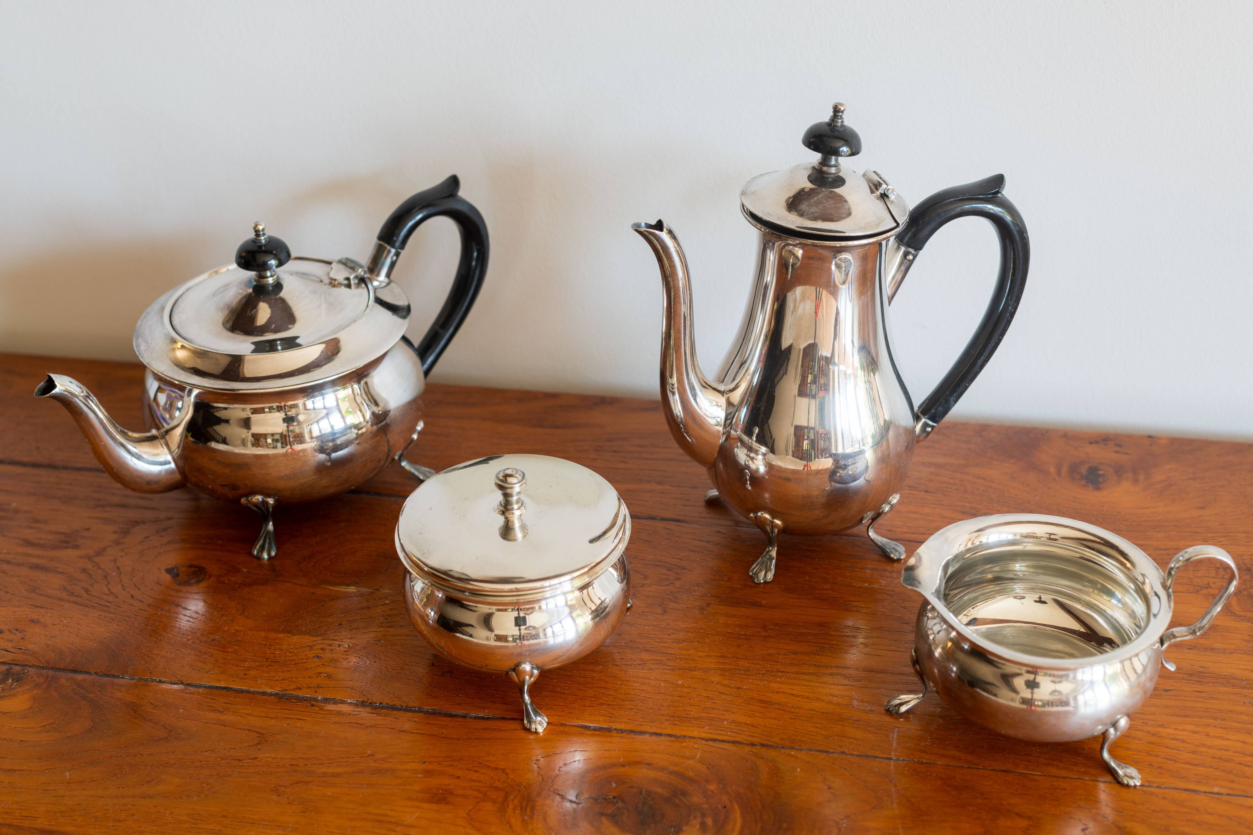 English Yeoman Plate silver plated tea and coffee service probably 1950s