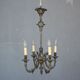 Lustre en métal argenté de style Louis XVI