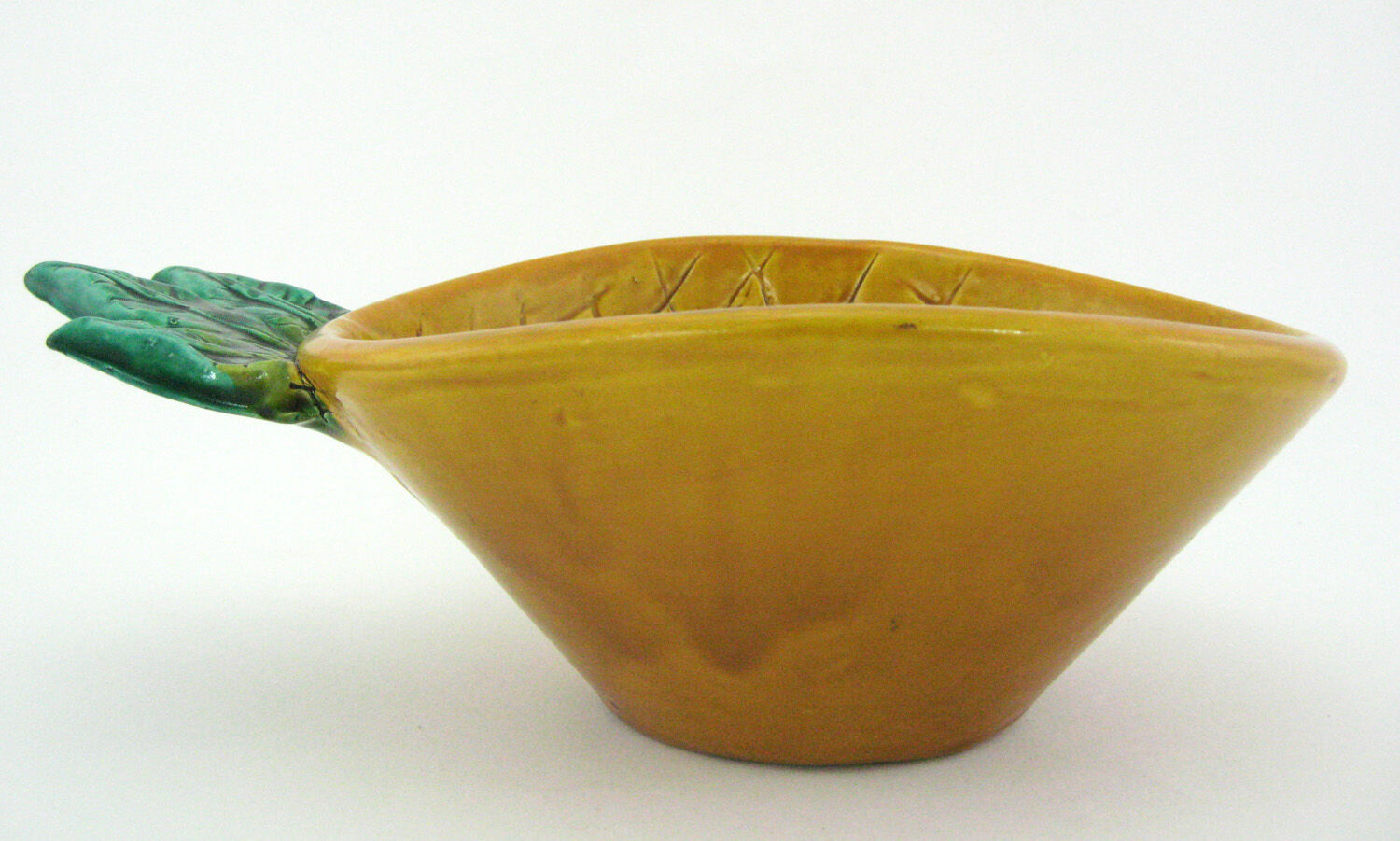 Yellow and green ceramic salad - pineapple-shaped barbotine - Vallauris France - vintage 60s