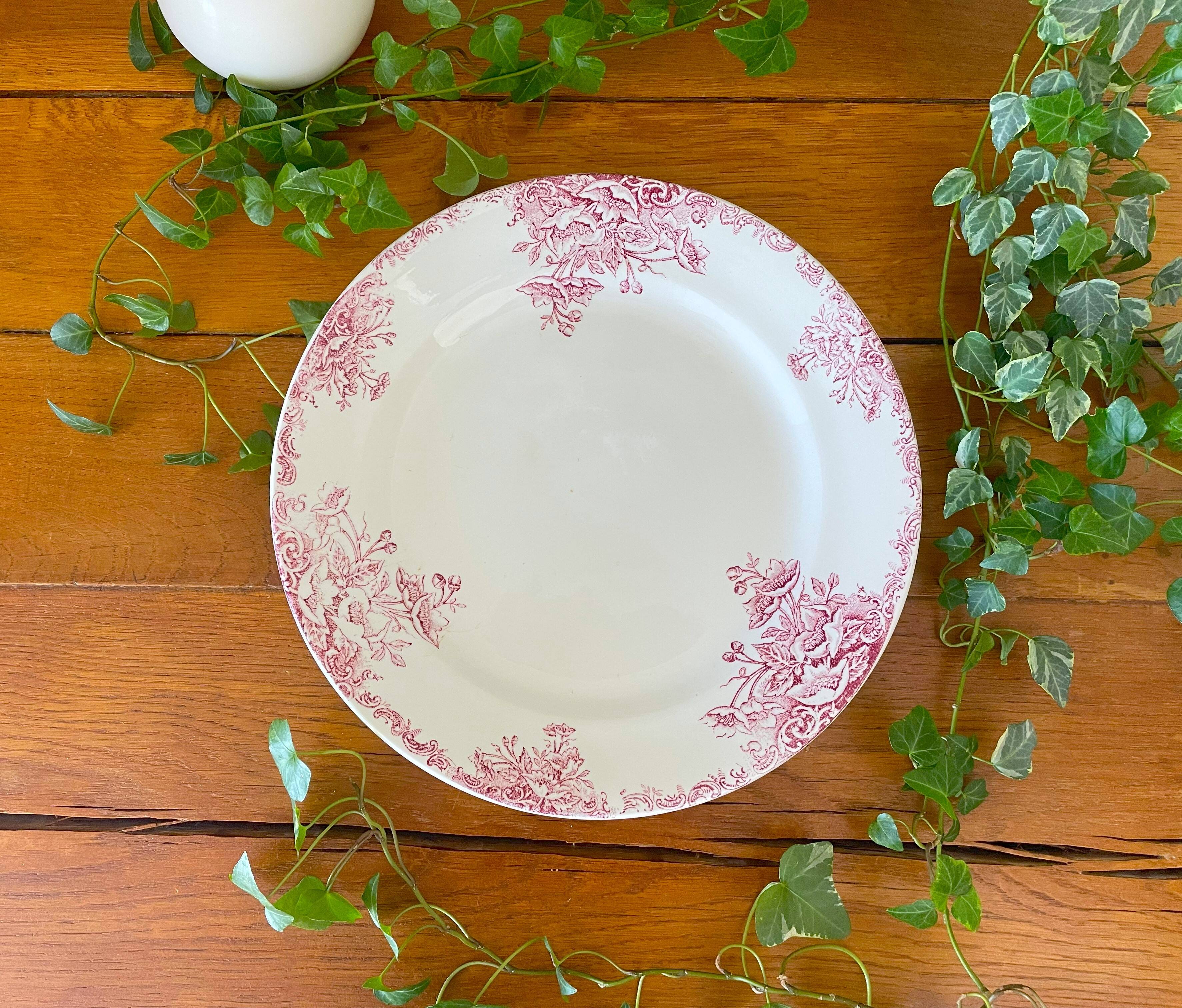 Antique earthenware serving dish - Terre de Fer