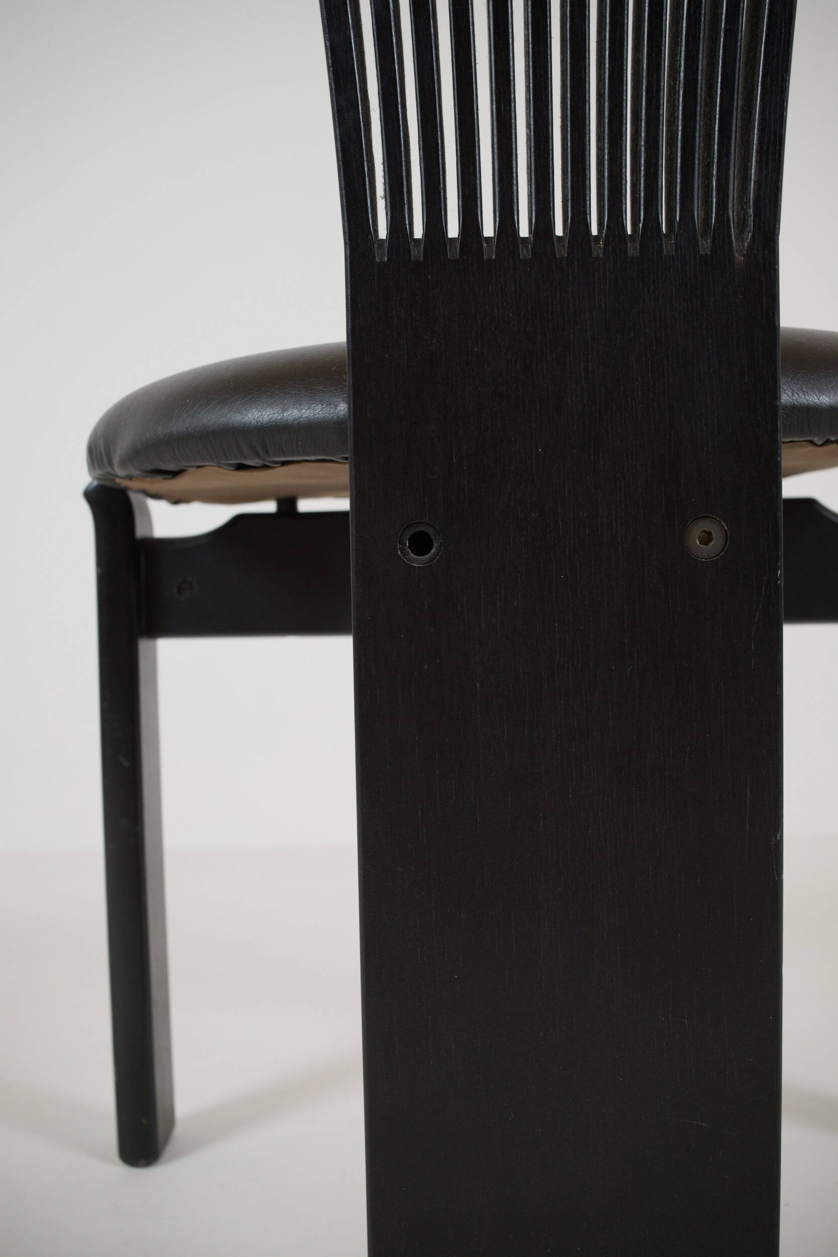 Set of 4 dining chairs "Totem" by Torstein Nilsen