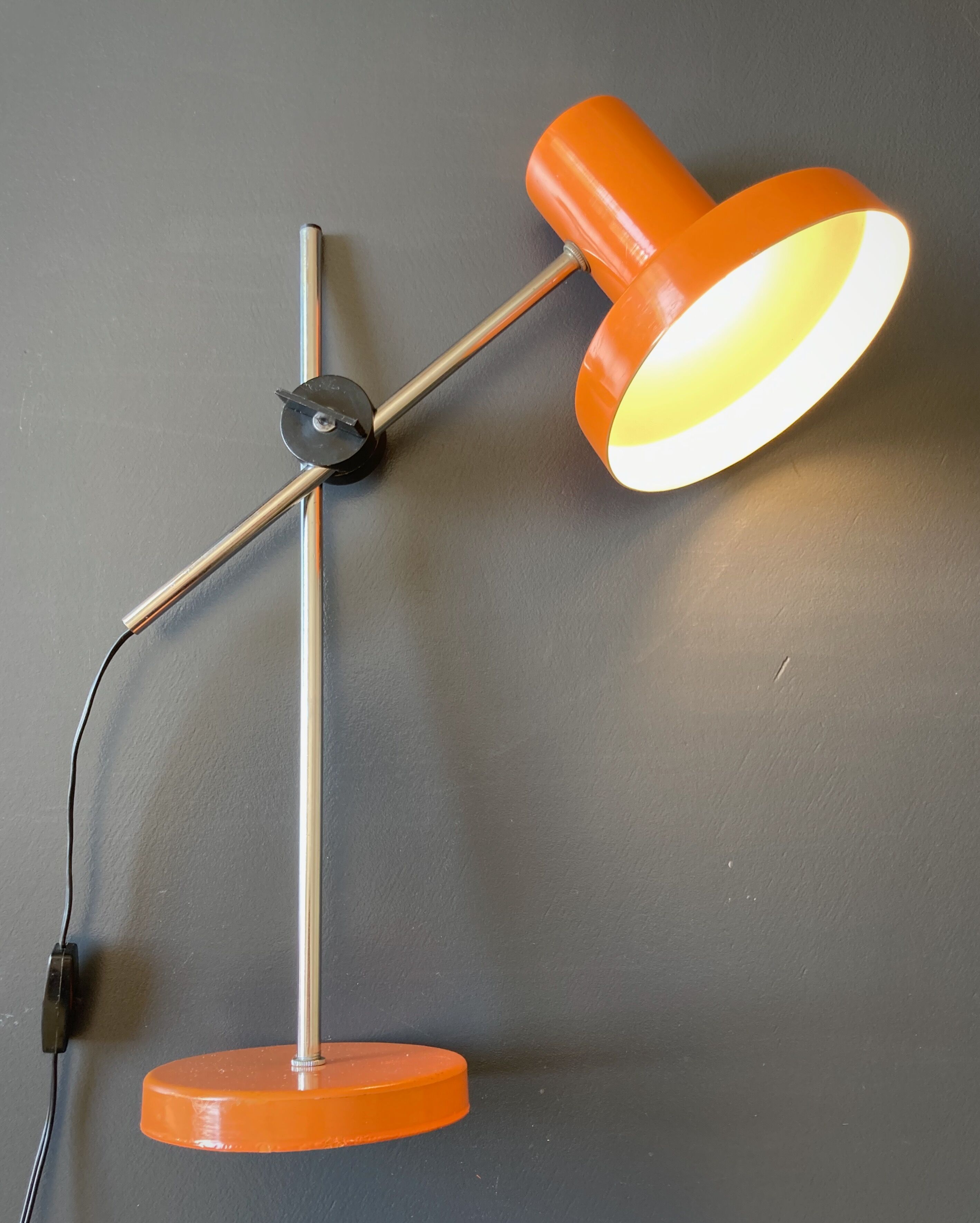 Lampe design avant-gardiste des années 1950