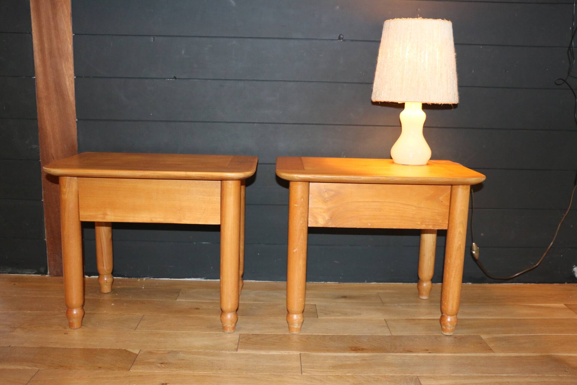 Pair of bedside tables with drawers in solid elm