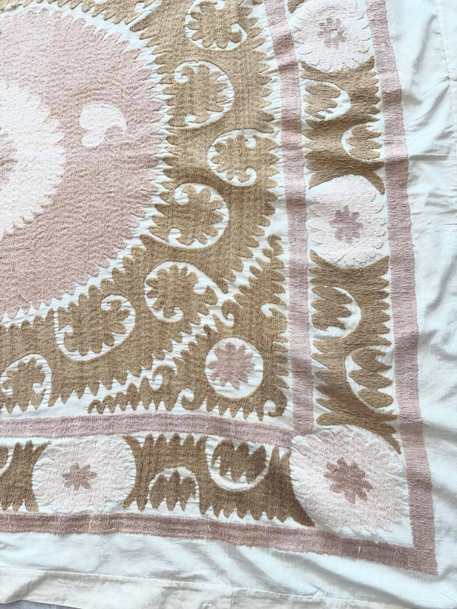 Vintage hand-embroidered tablecloth 140x158 cm