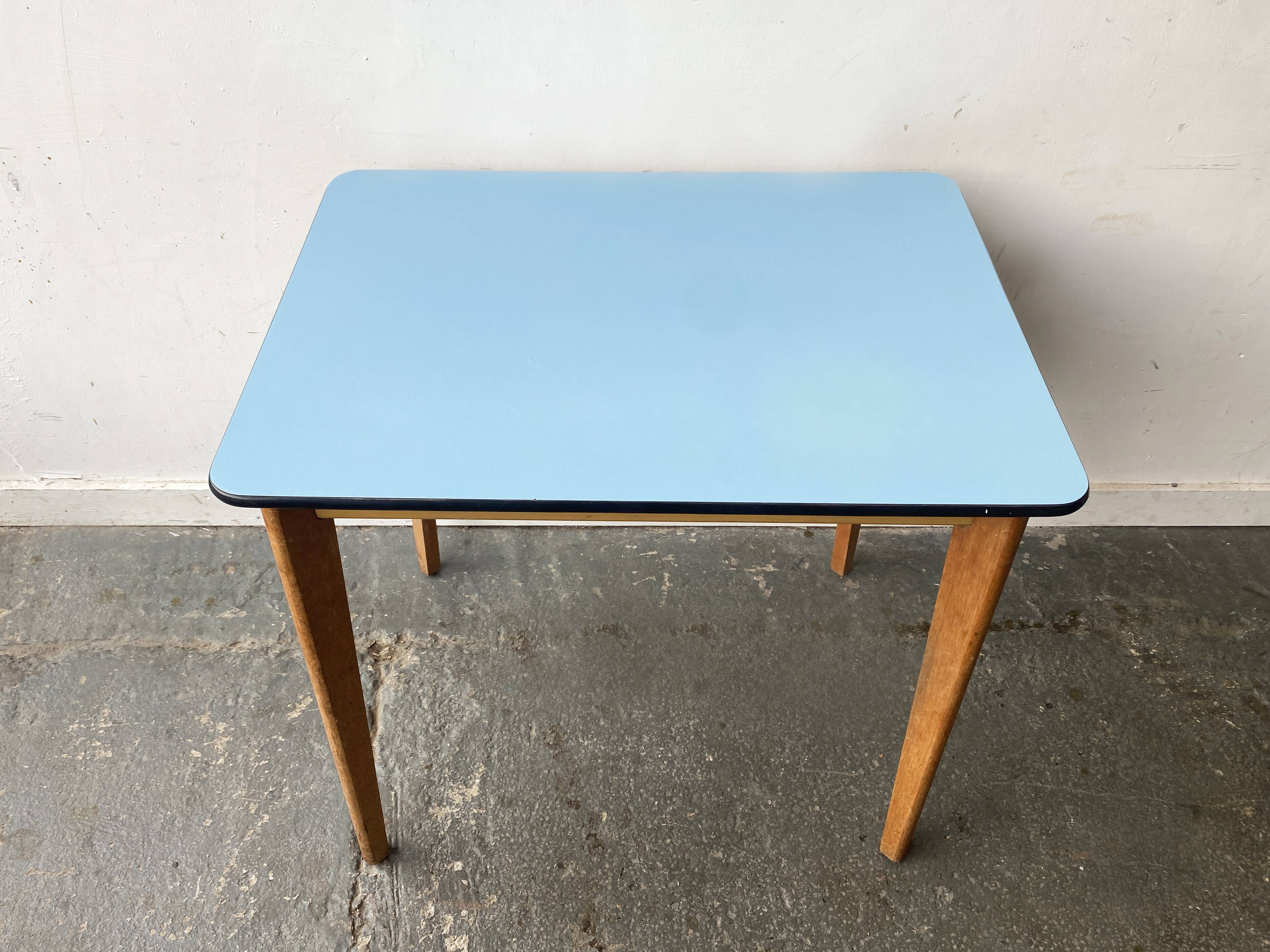 Mid-Century 1960s vintage small Formica kitchen/dining table