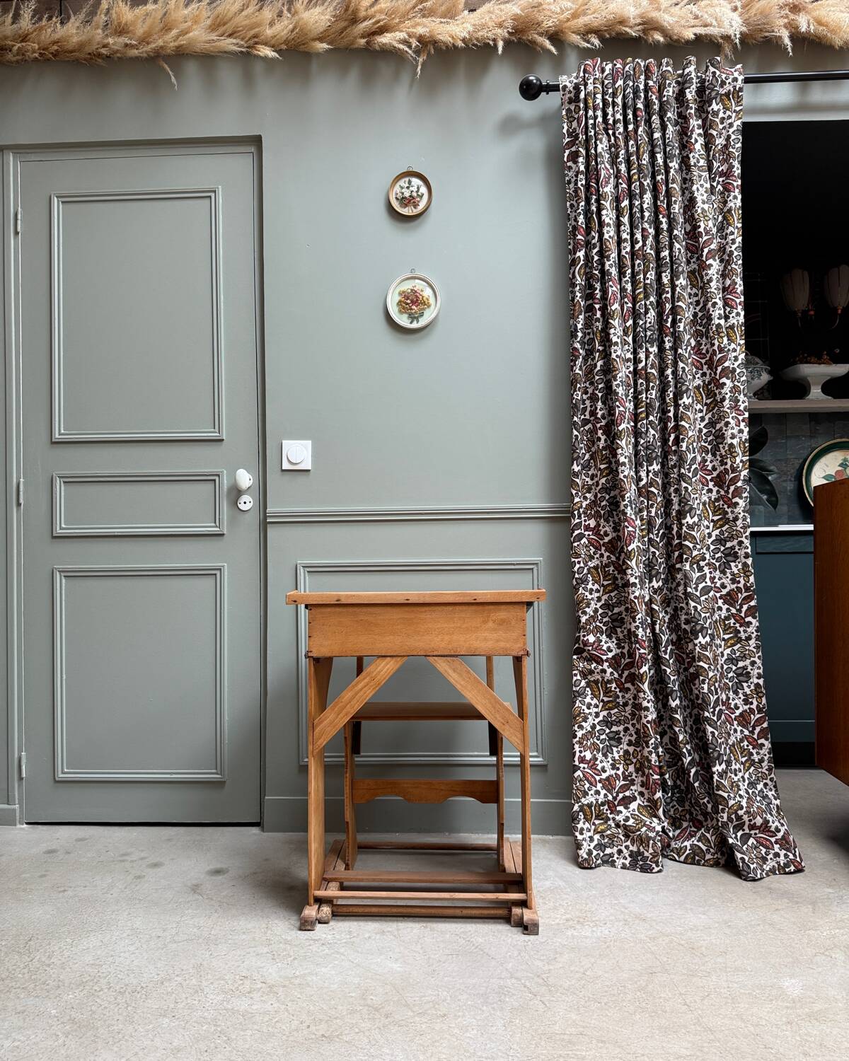 Bureau enfant avec chaise rétractable