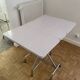 Table de cuisine pliable en formica gris et blanc