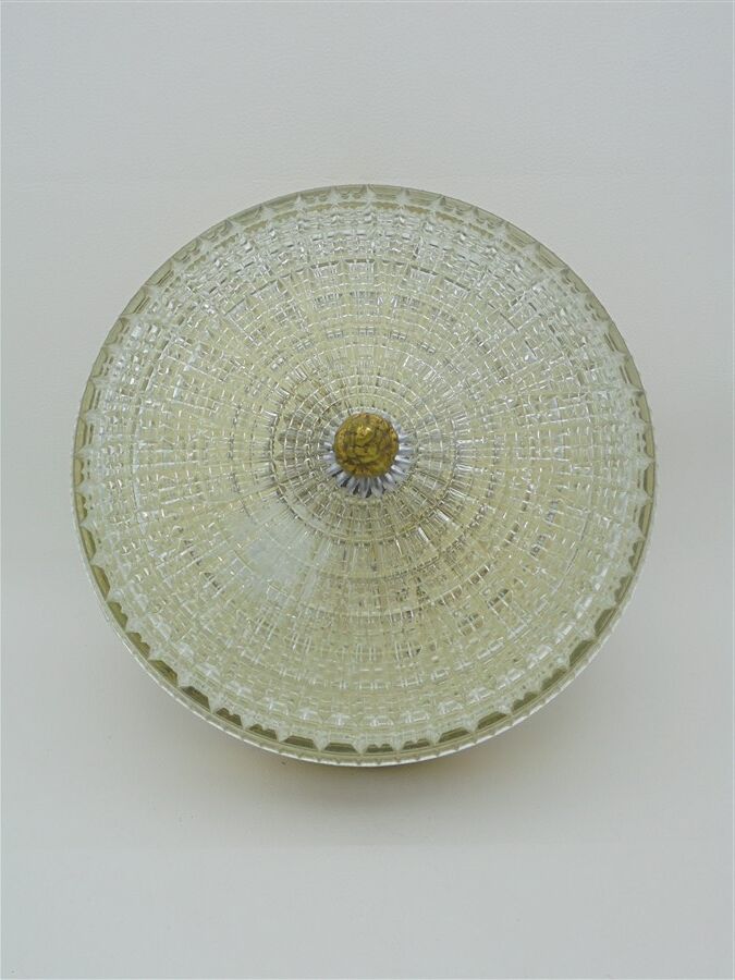 Luxurious ceiling light