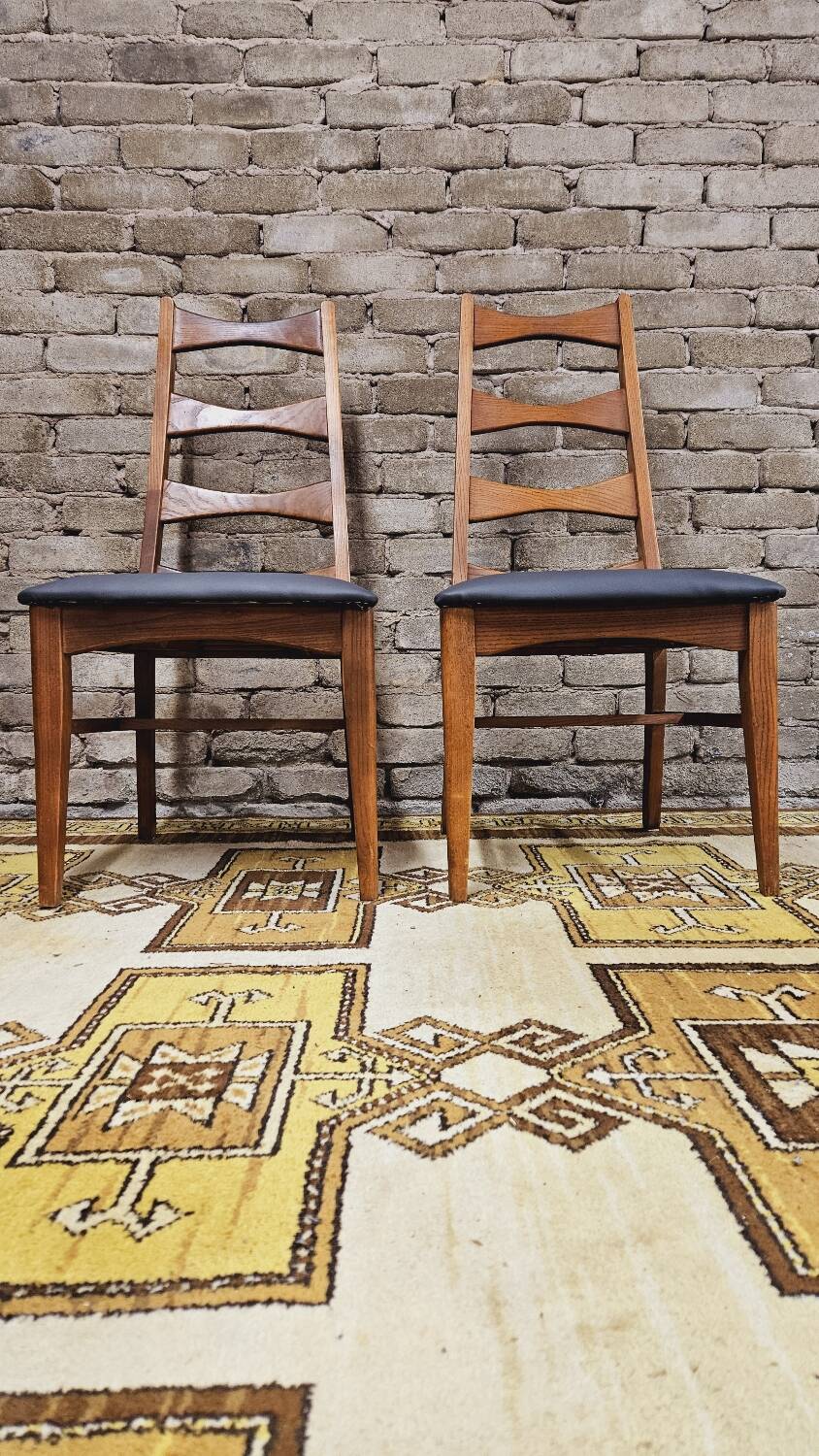 Pair of Scandinavian chairs 1970