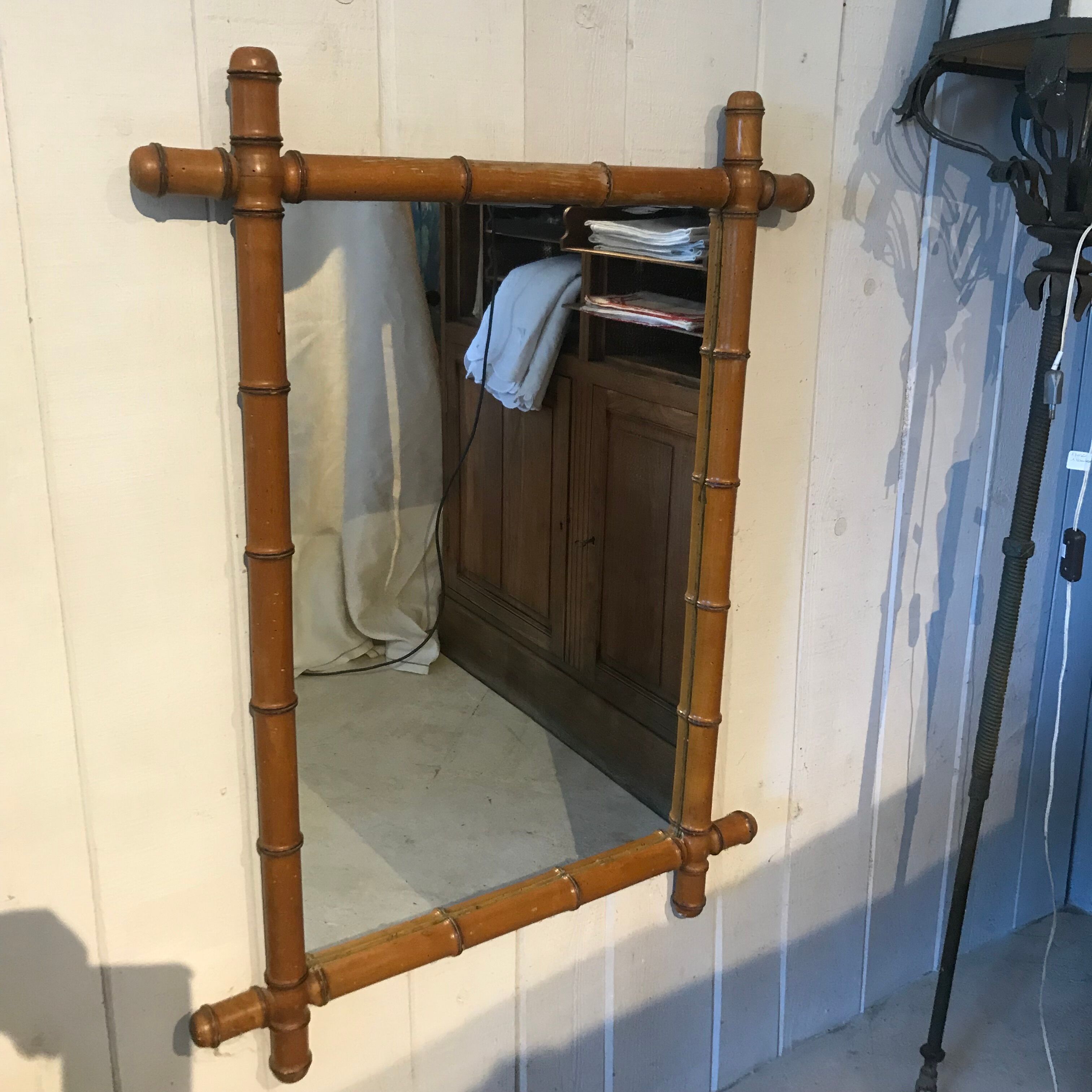 Bamboo mirror 69x92cm