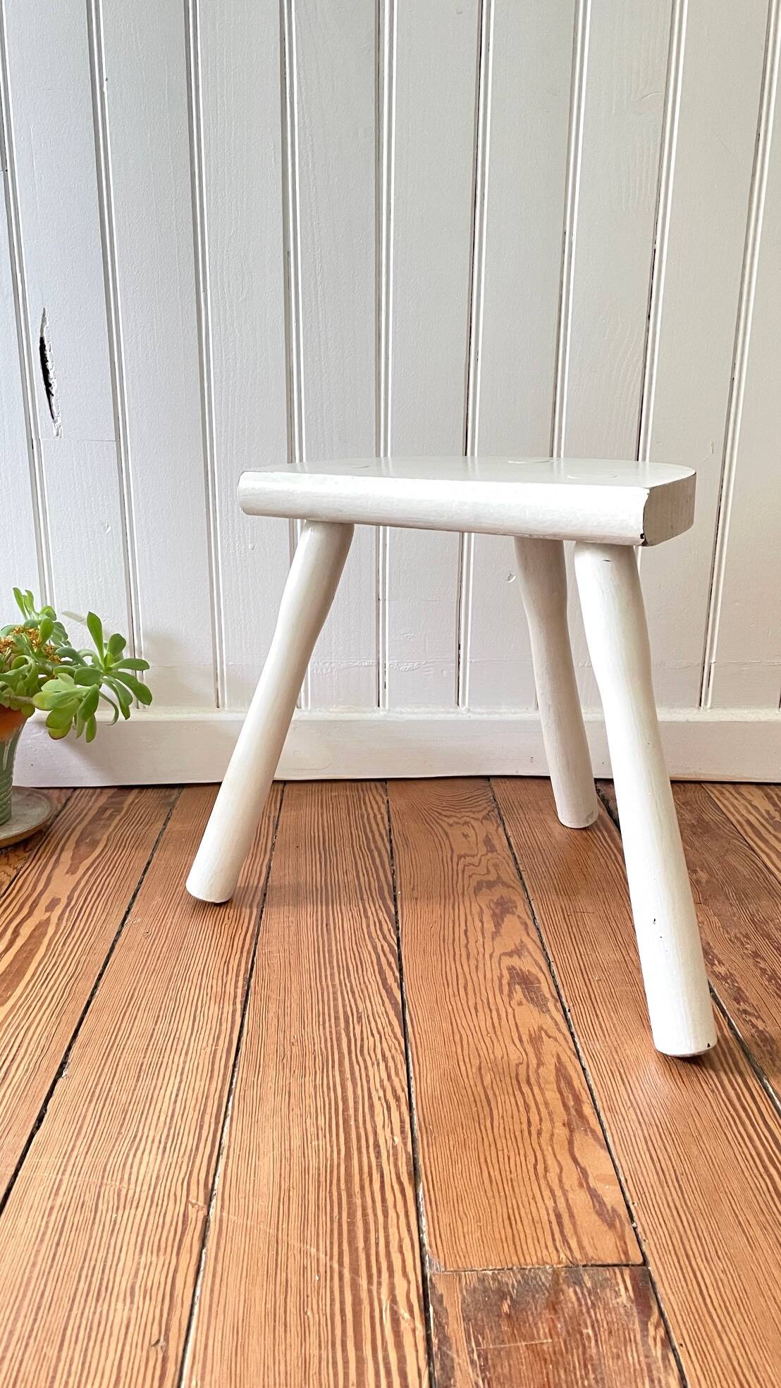 Vintage tripod stool