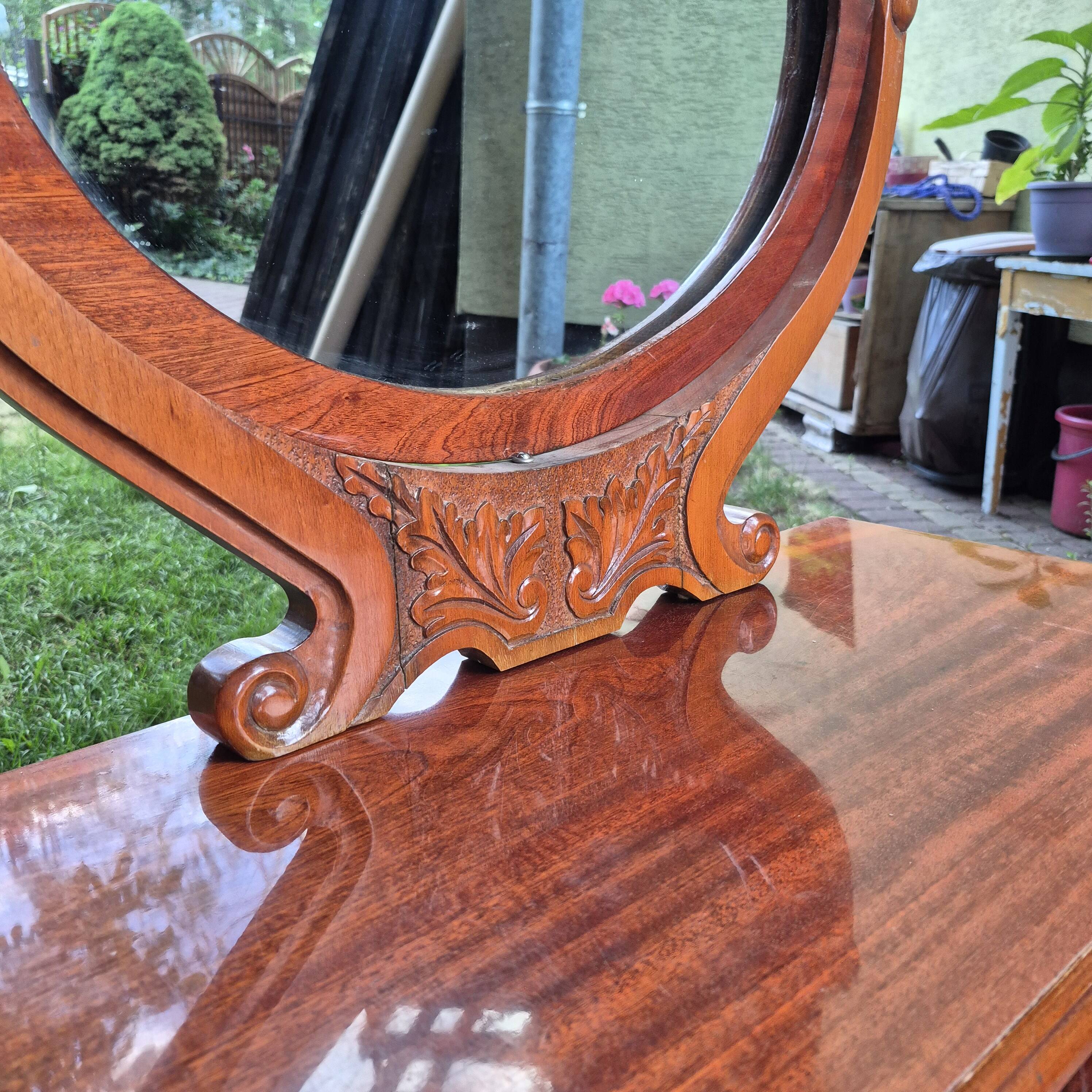Ensemble de chambre à coucher complet de style Louis XV en 4 pièces - Coiffeuse, tables de nuit, tabouret -