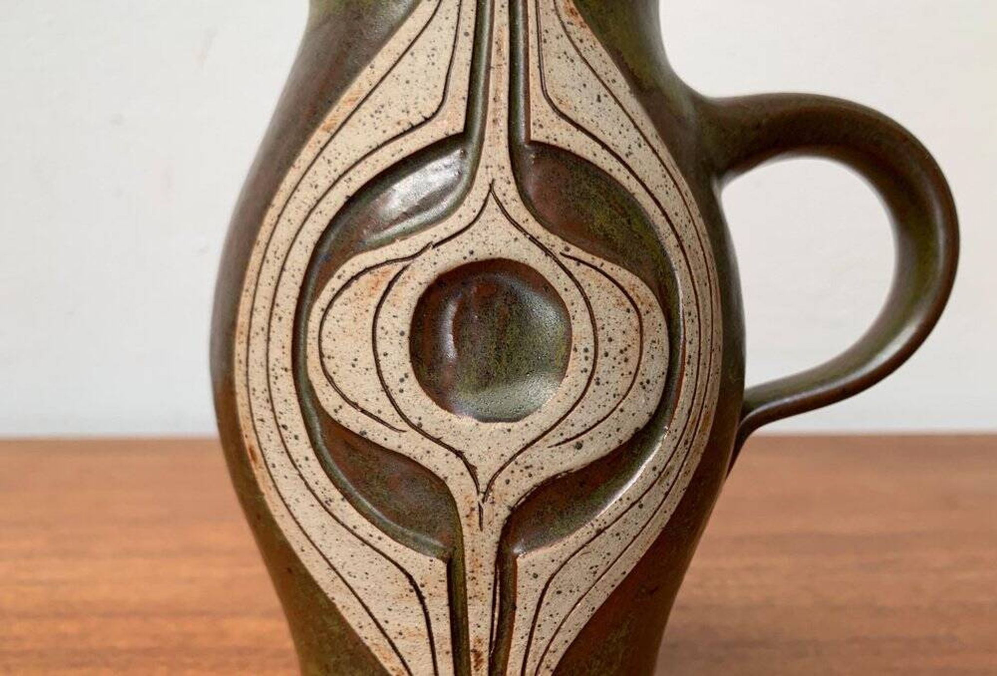 A studio pottery jug from the mid-century by Marianne Stark for Michael Andersen, Bornholm, 1960s.