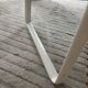 2 fauteuils verts + table basse moderniste