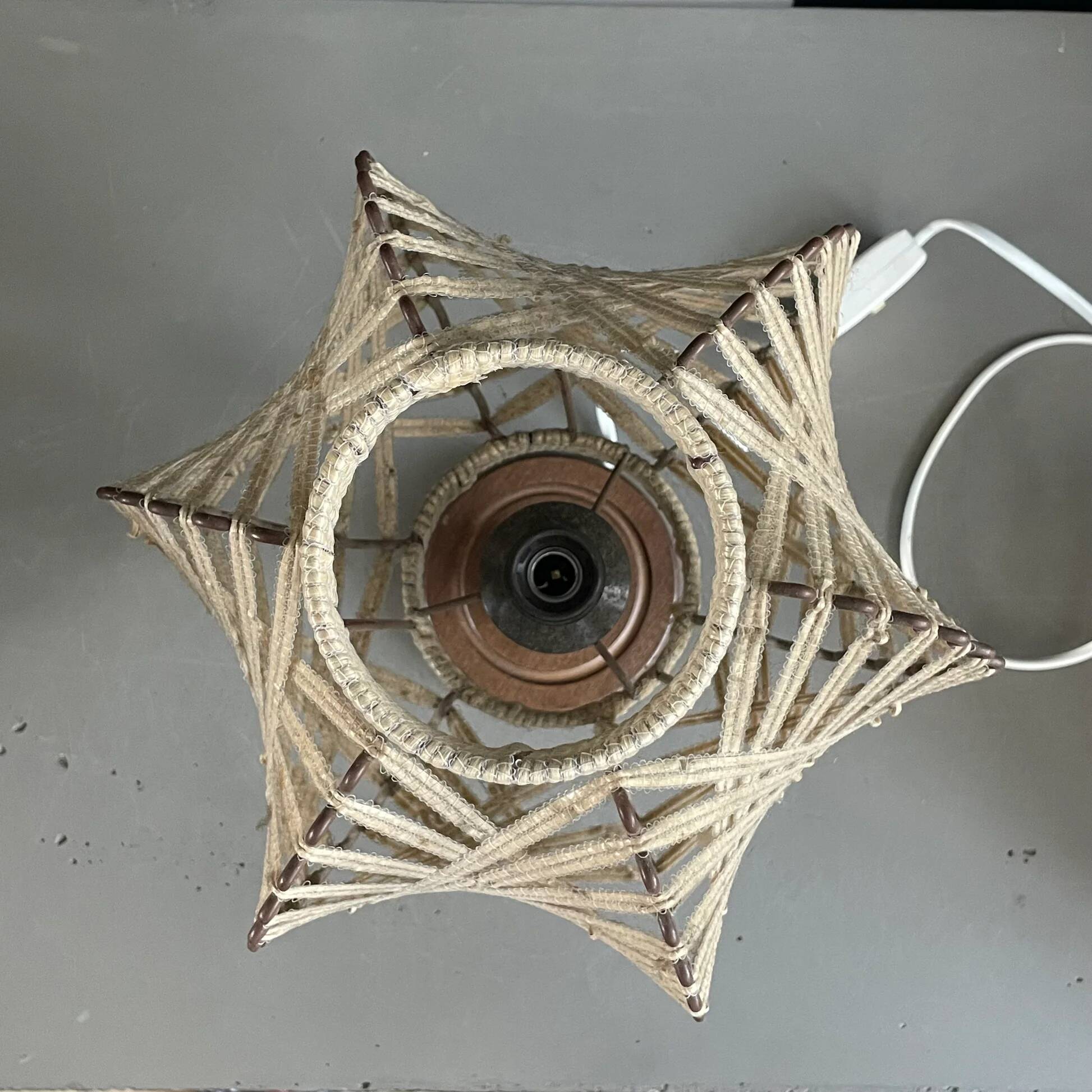 Paire de lampes vintage abat-jour fil tendu