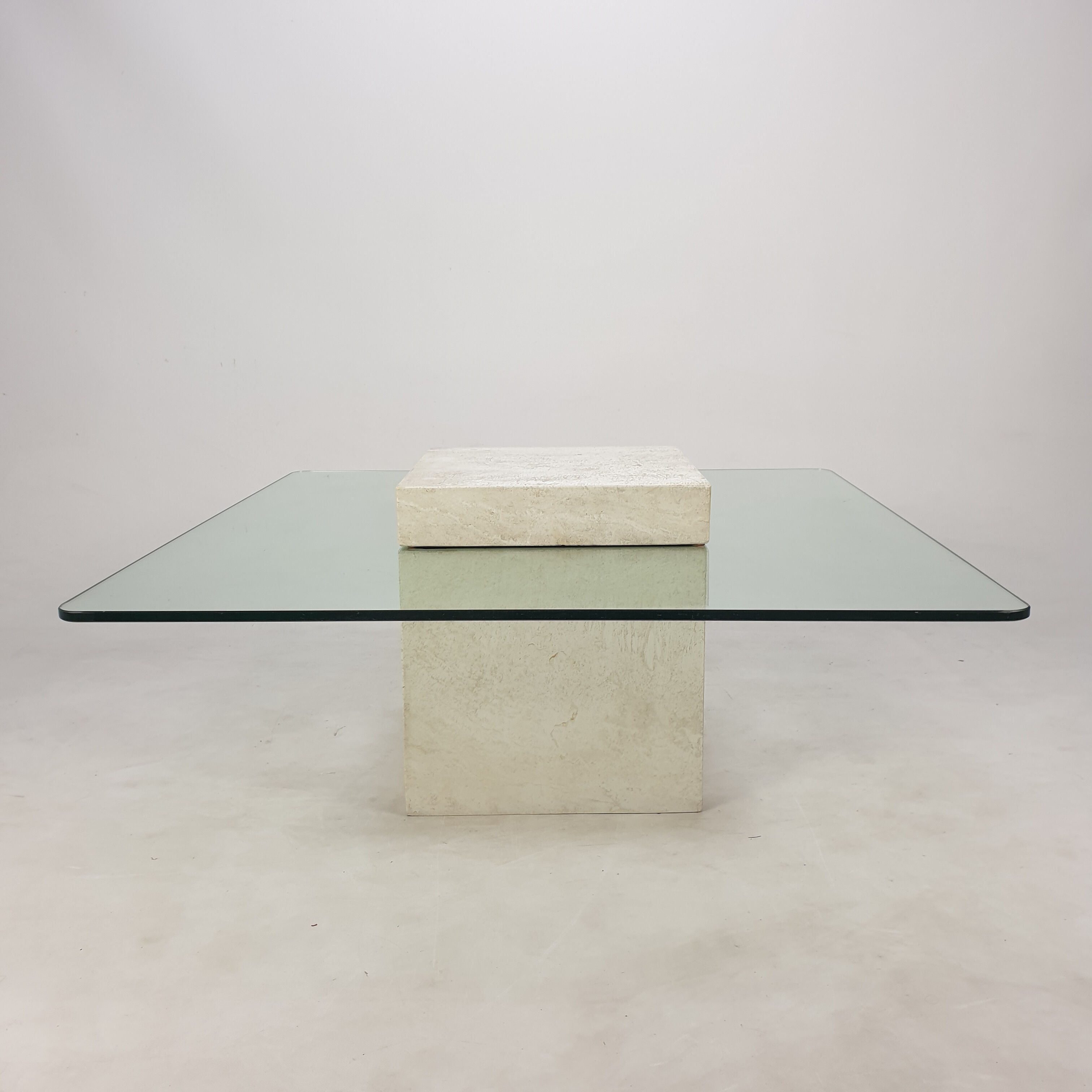 Italian Travertine Coffee Table, 1980s