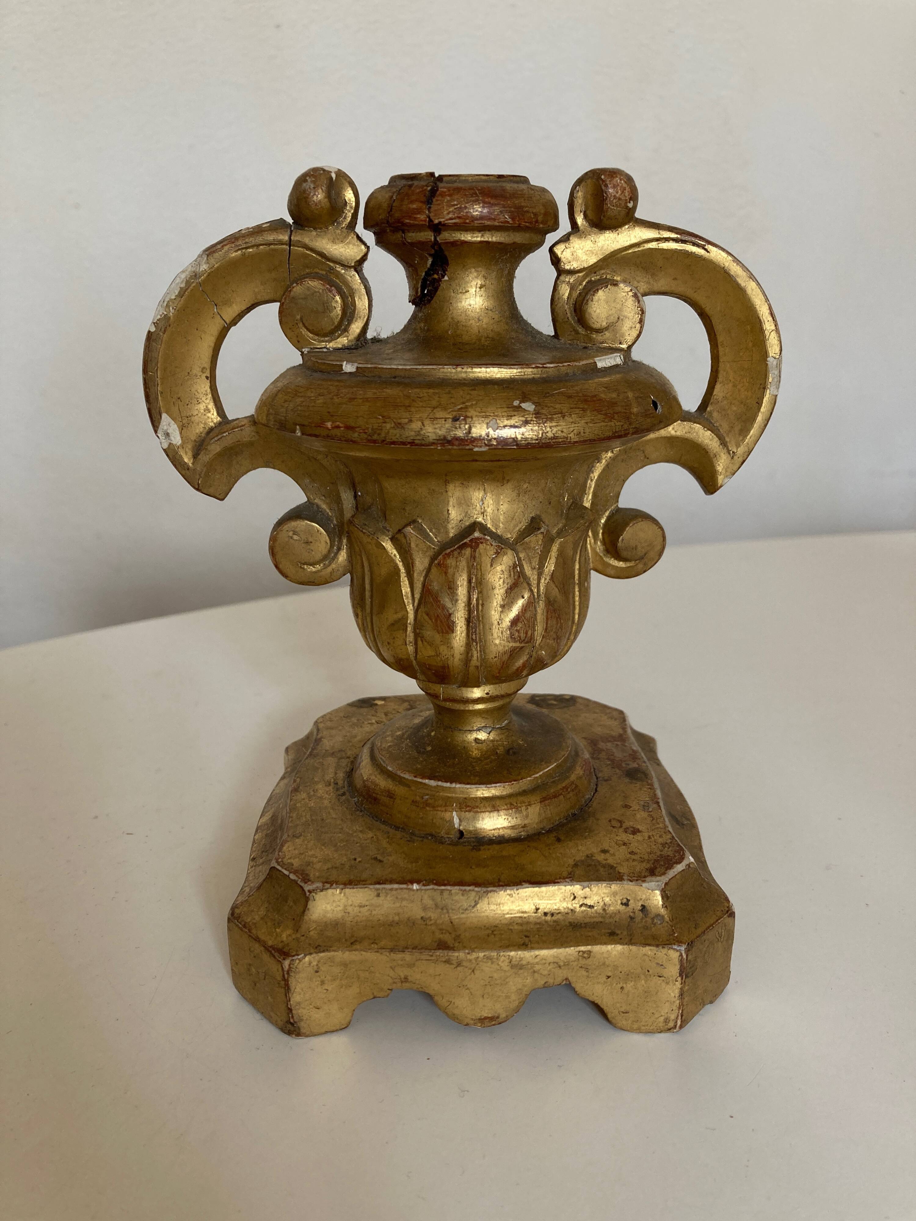Acanthus candle holder in gilded wood 19th Naples Italy