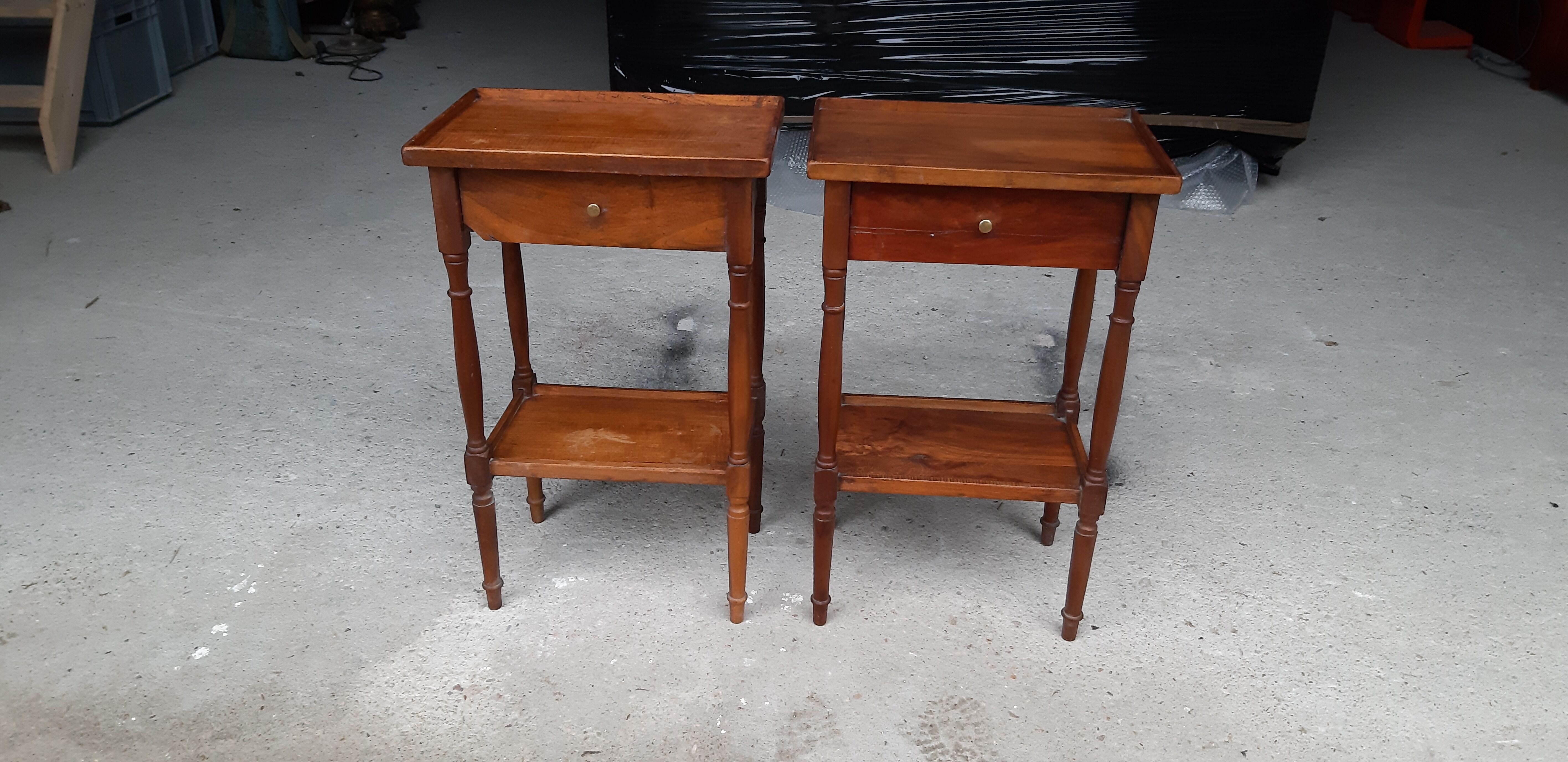 Pair of bedside tables in walnut 19th
