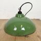 Lampe suspendue en émail vert industriel, années 1960