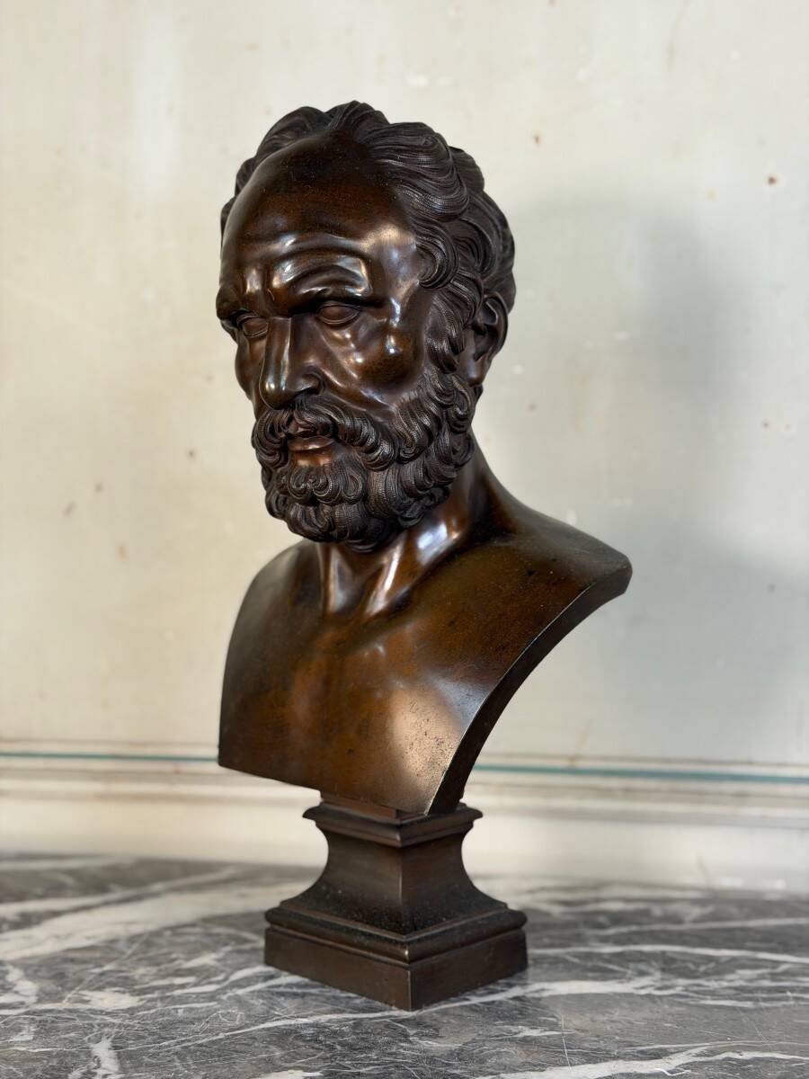 Bronze bust representing a philosopher after the Antique, 19th century, foundry Luppens.