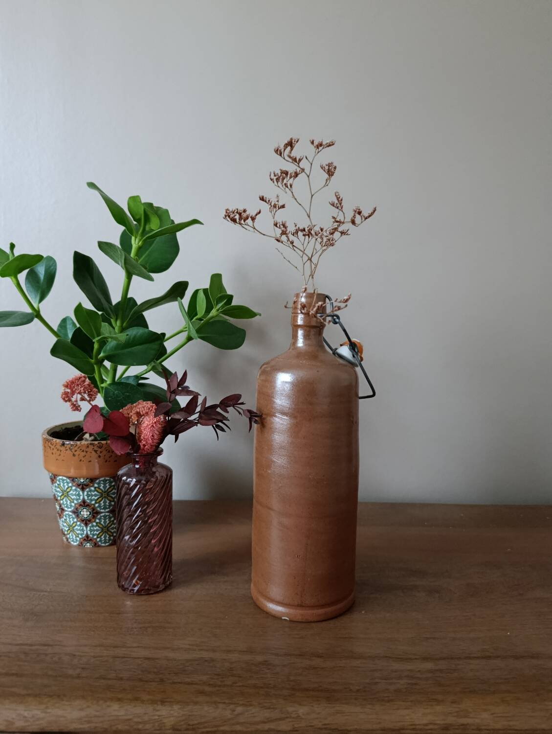 Bouteille grès marron brut et épuré vintage